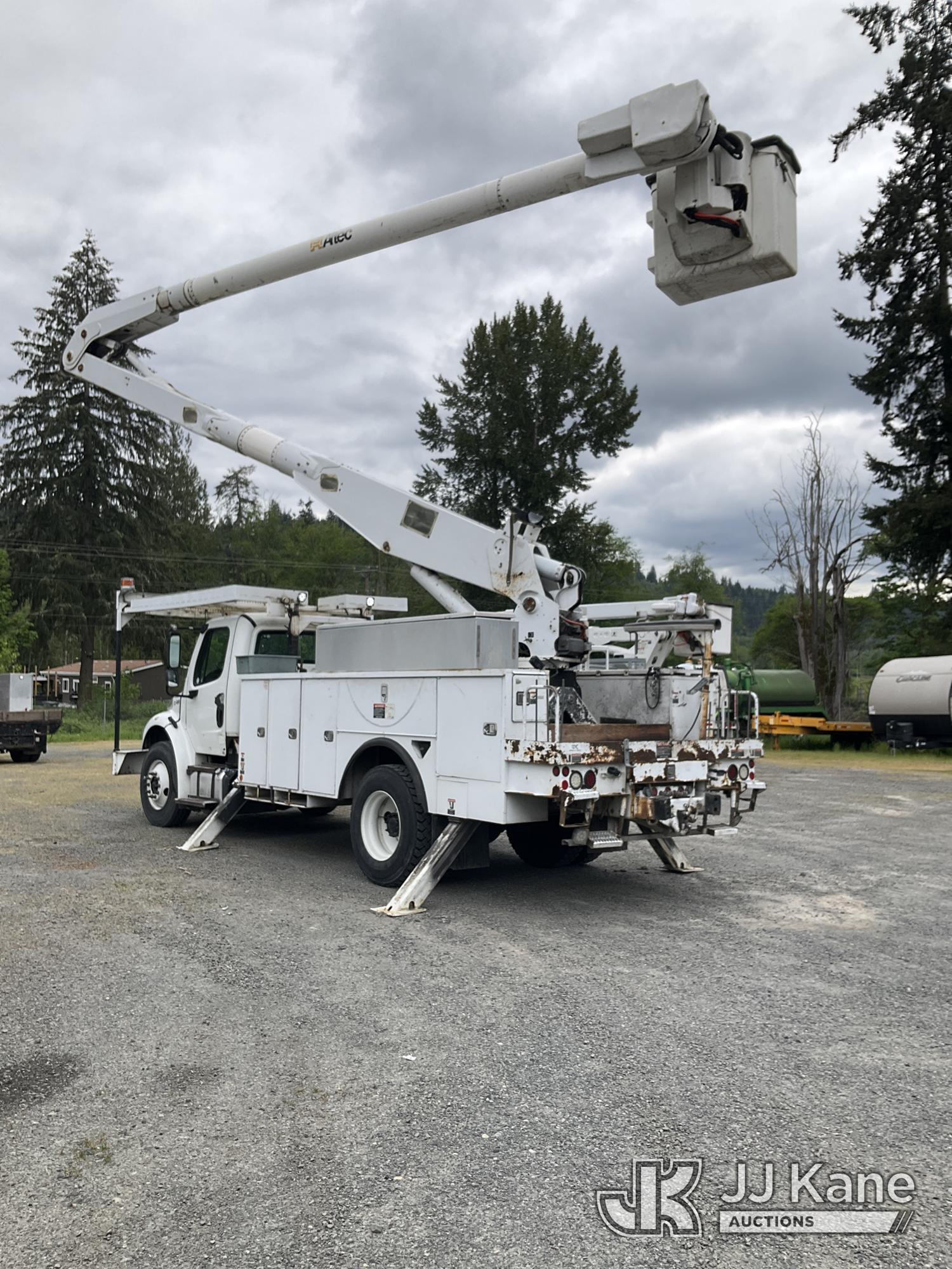 2013 Freightliner M2 106