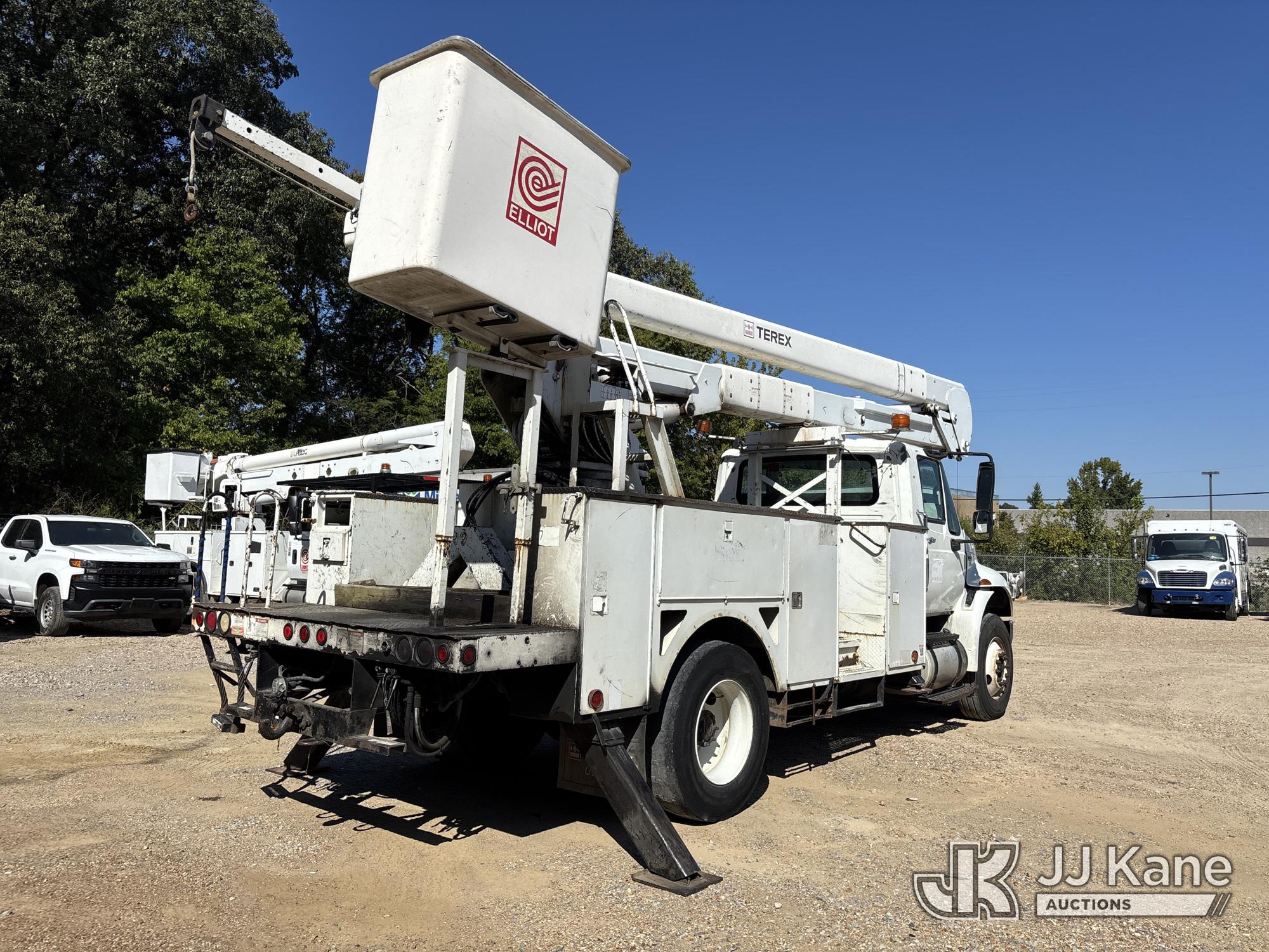 2011 International DURASTAR 4300
