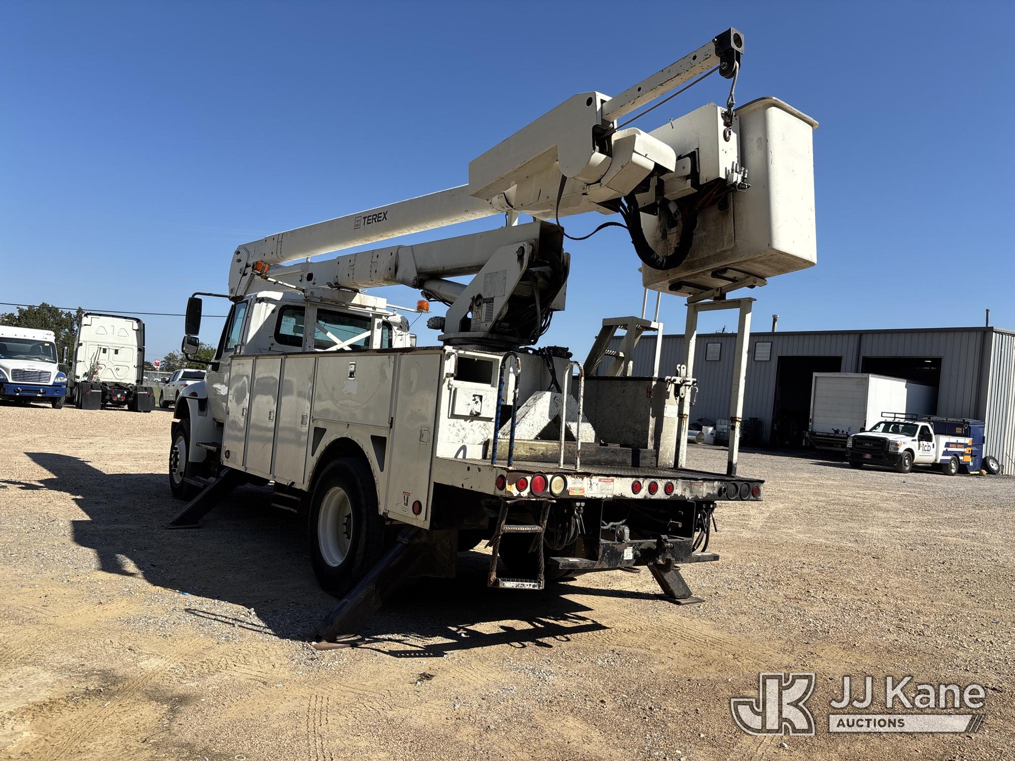 2011 International DURASTAR 4300