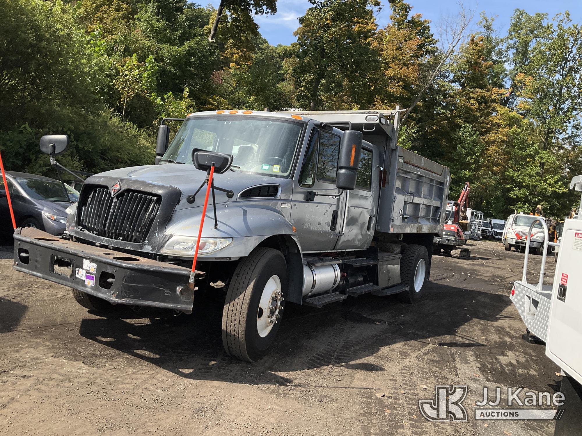 Photo of 2013 International 4300