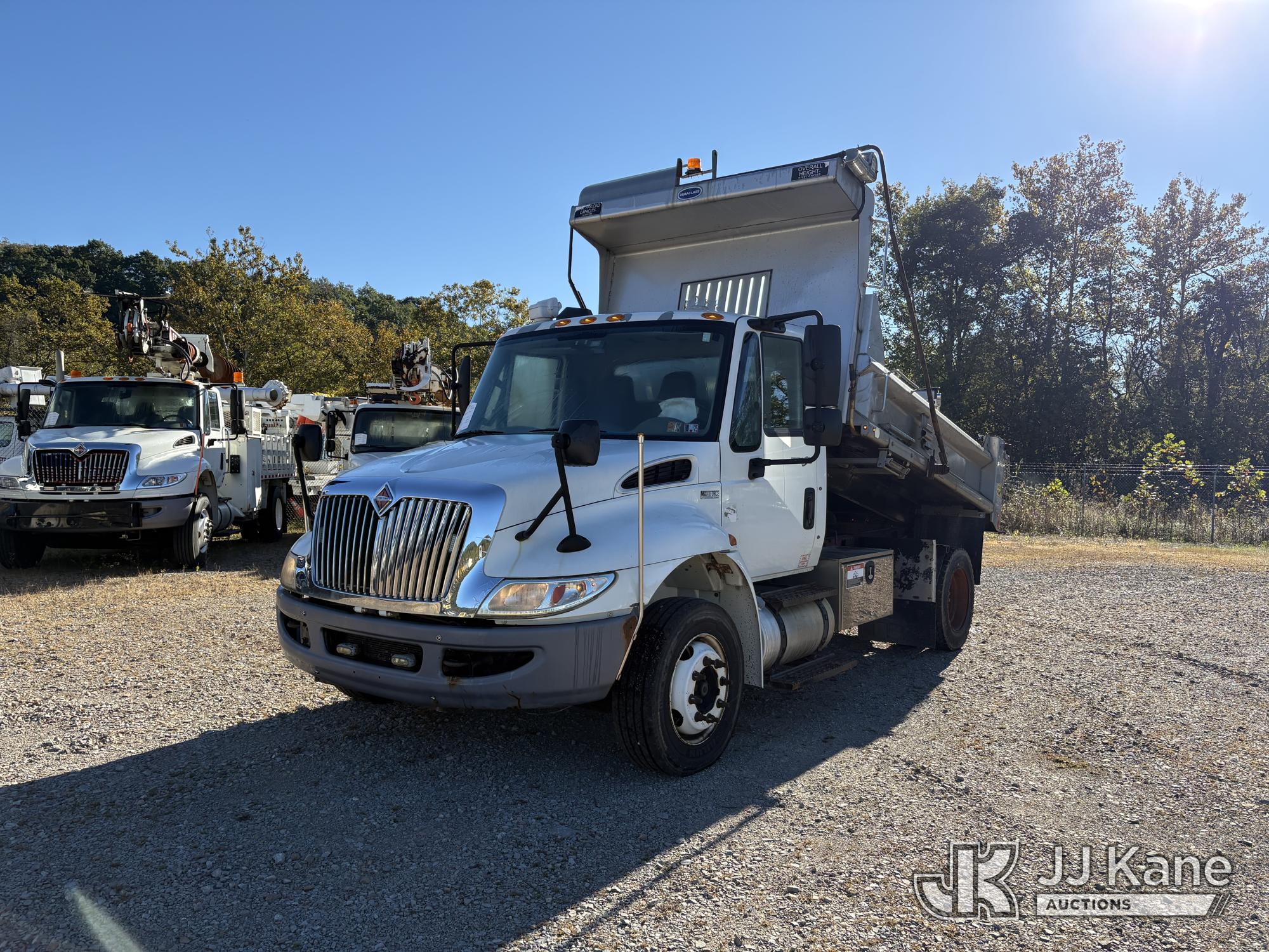 Photo of 2013 International 4300 LP