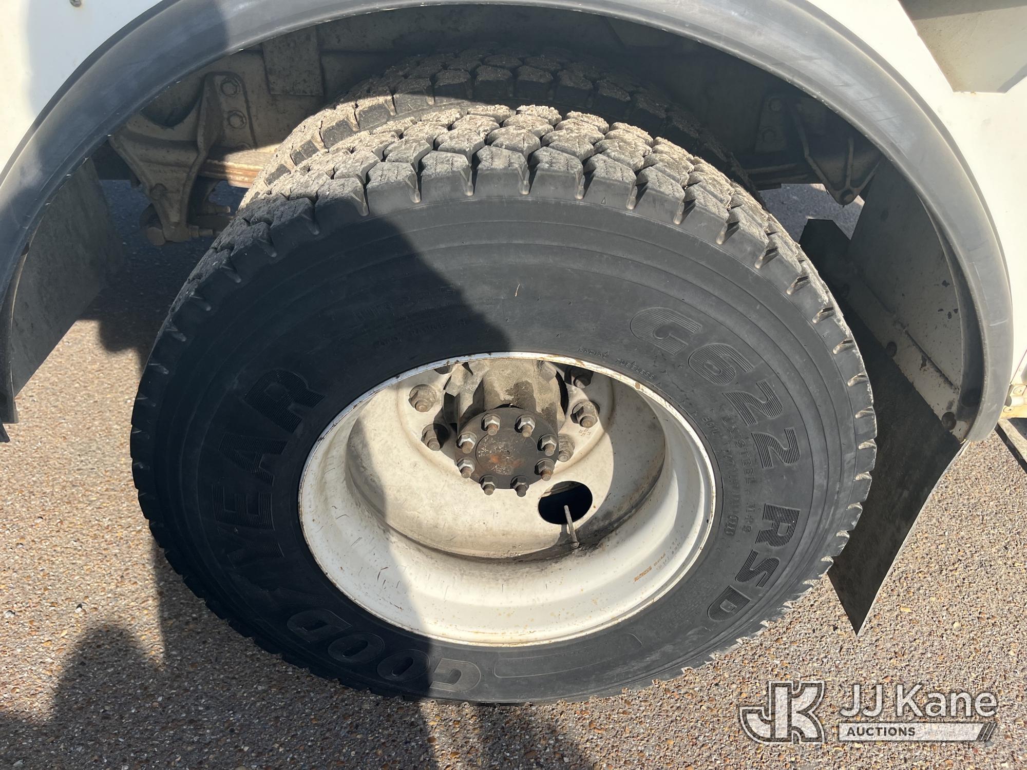 2005 International 4300