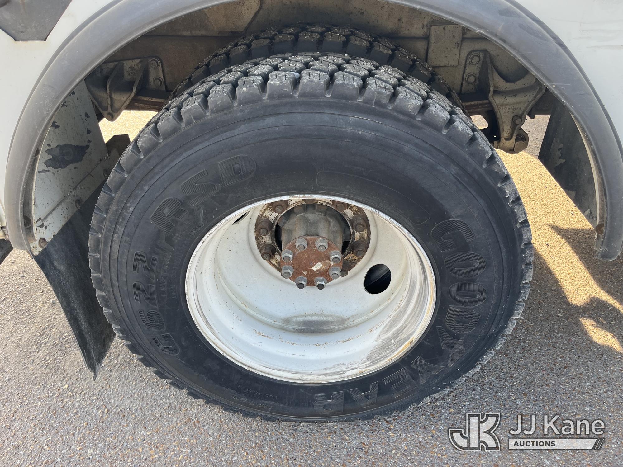 2005 International 4300