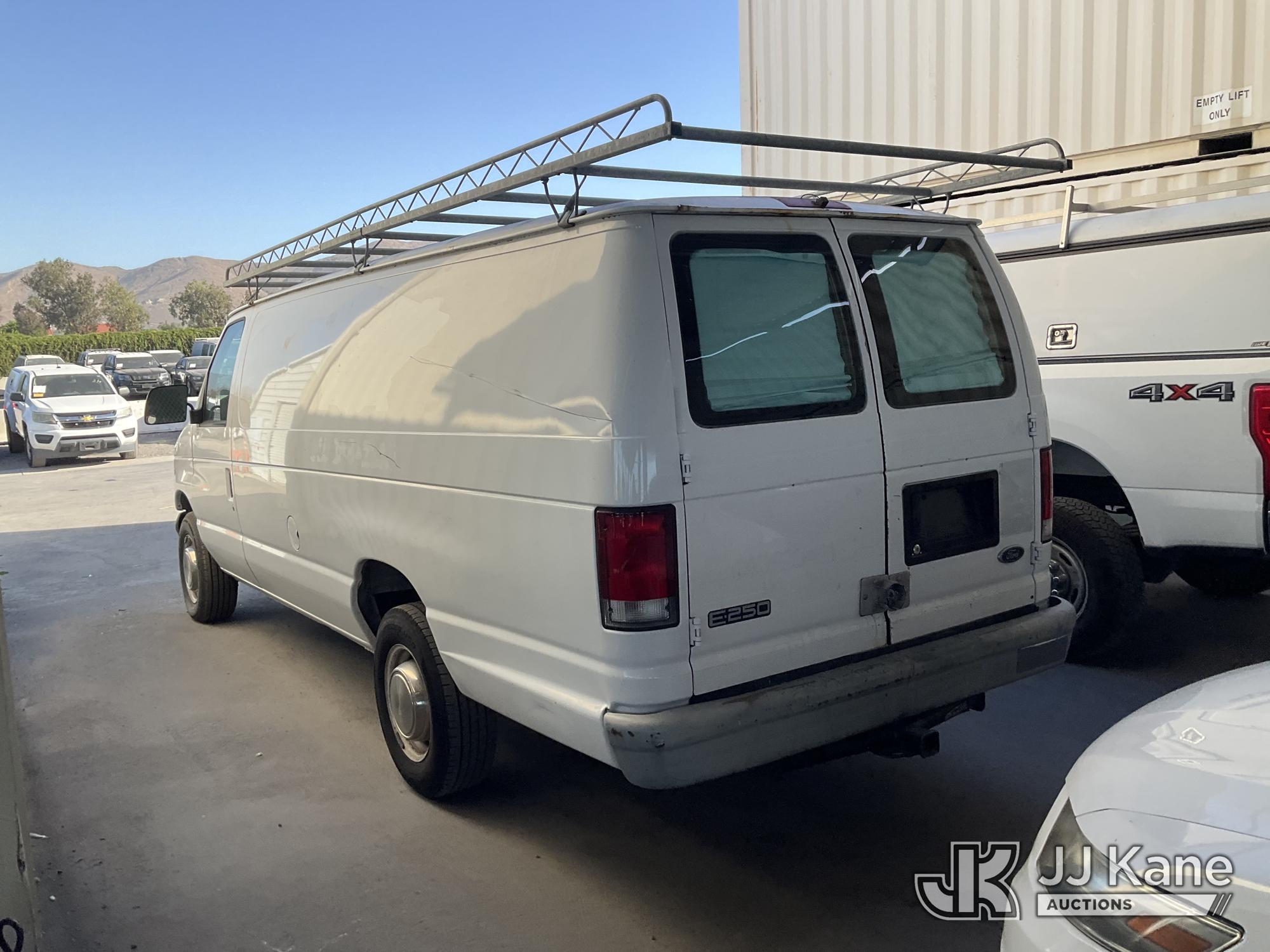 2000 Ford ECONOLINE