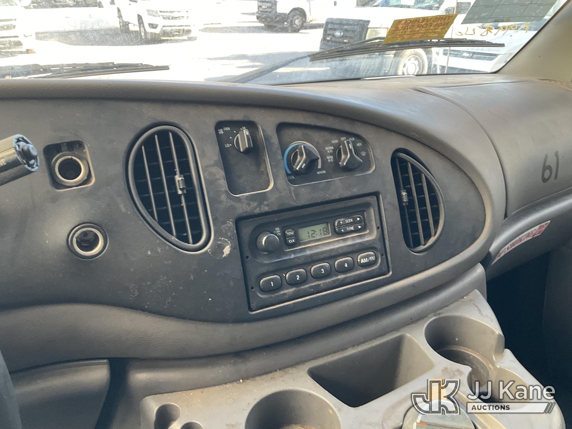 2000 Ford ECONOLINE