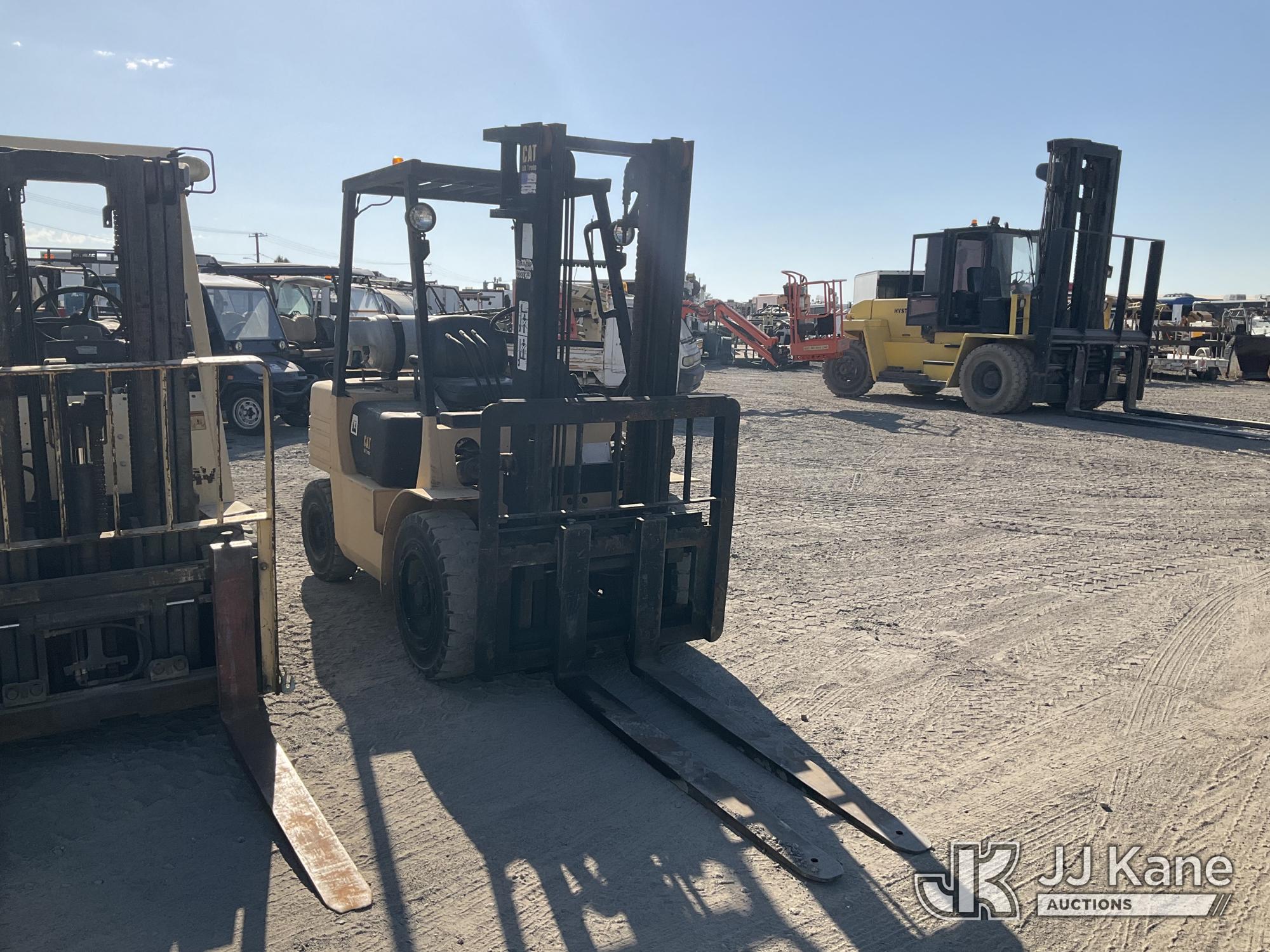 0 Caterpillar GP-30