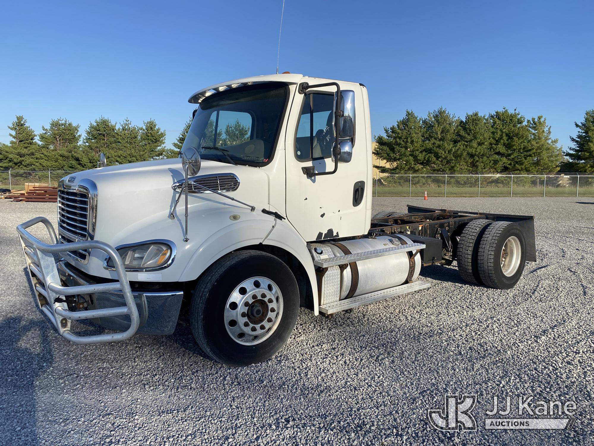 2013 Freightliner M2 112