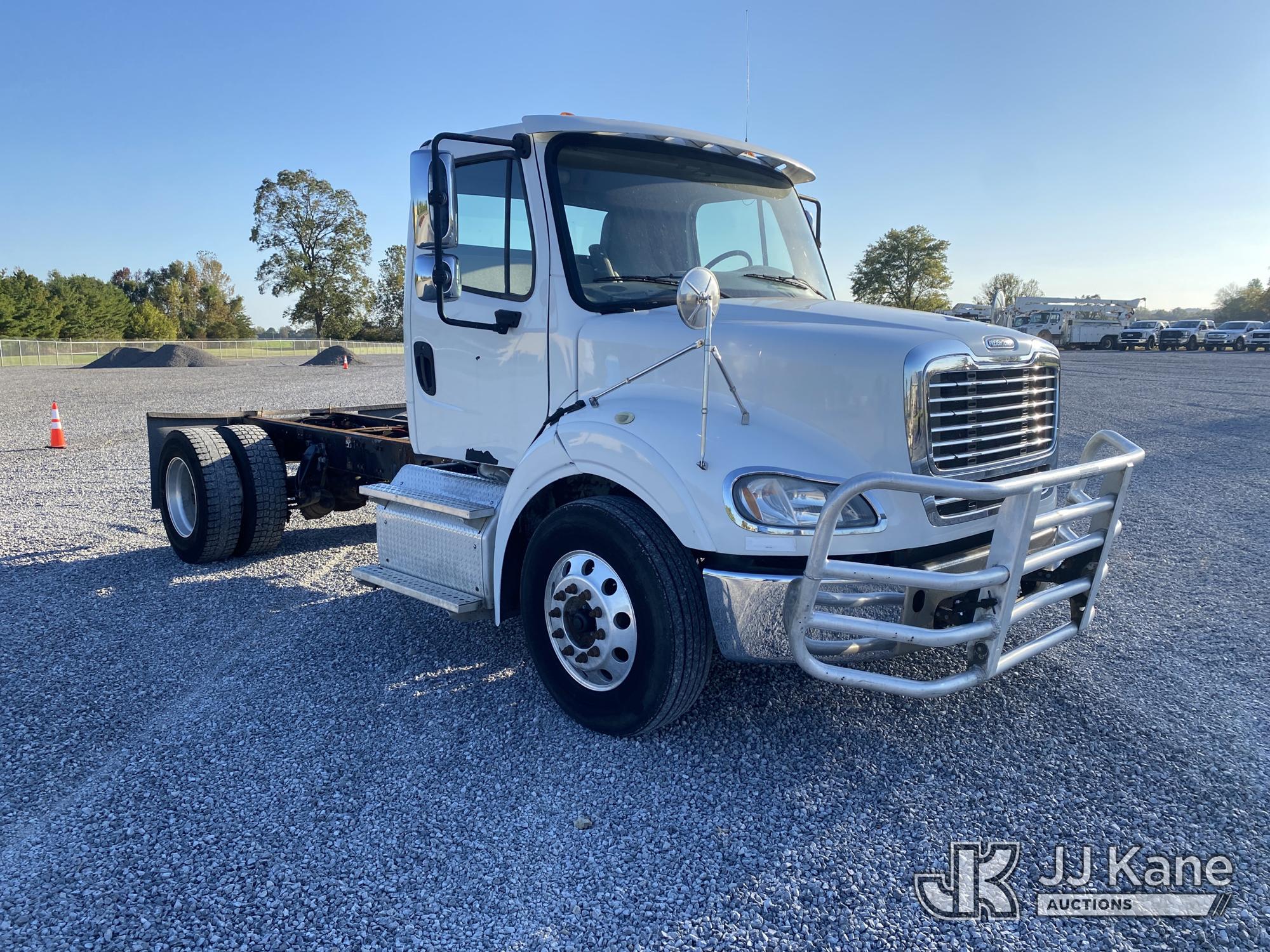2013 Freightliner M2 112