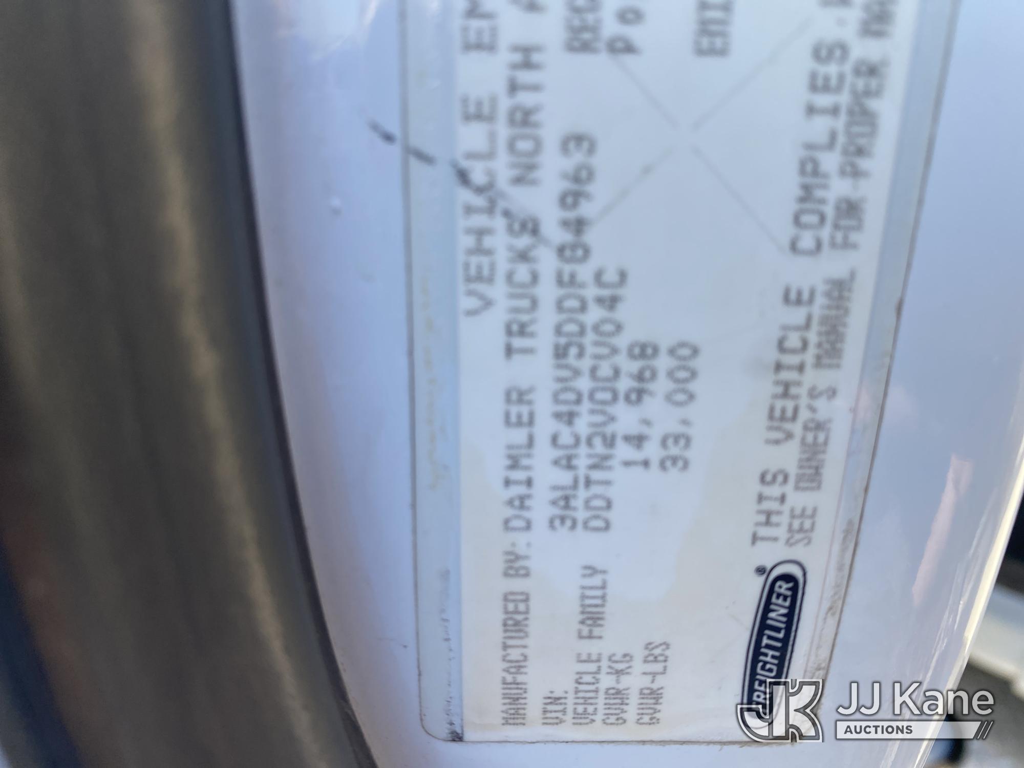 2013 Freightliner M2 112