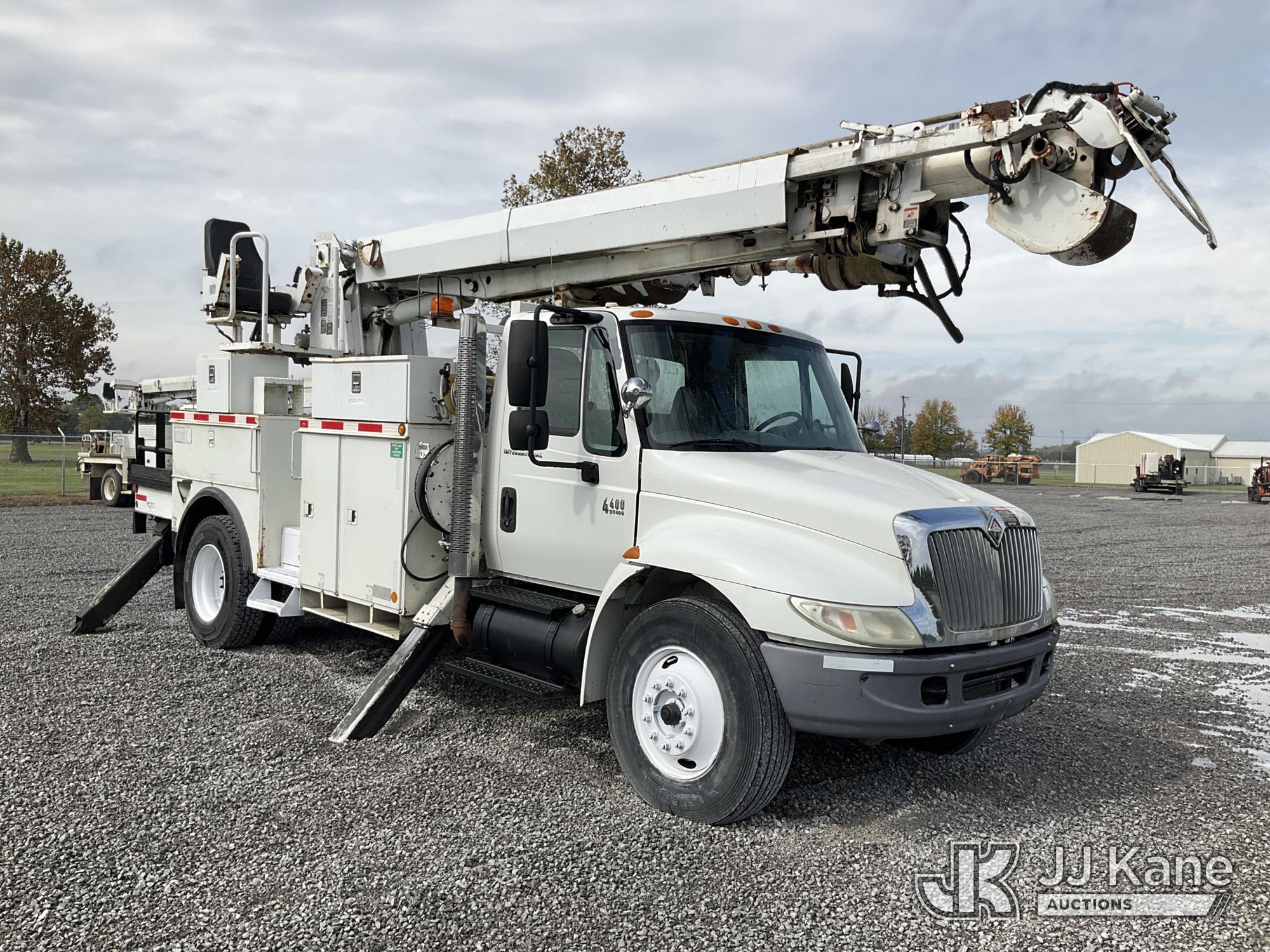 2005 International 4400