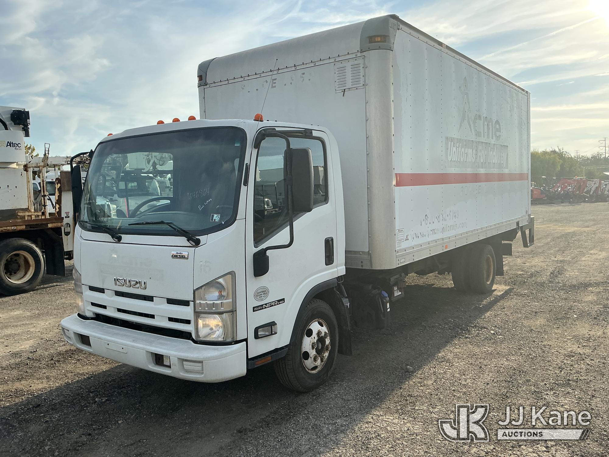 Photo of 2015 Isuzu NPR