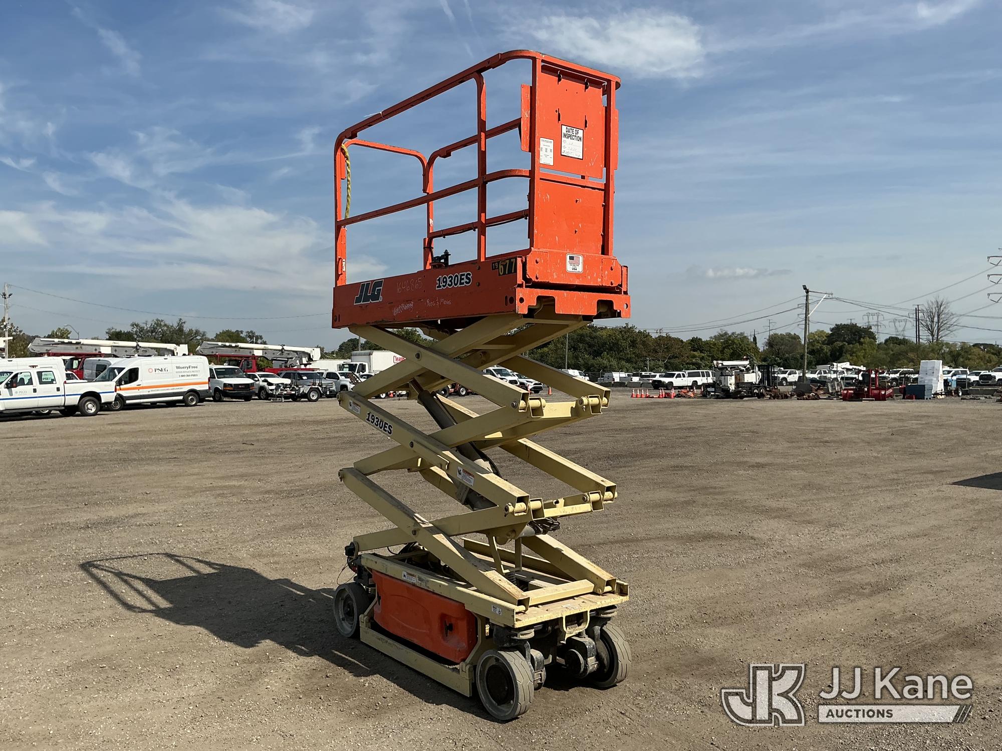 2016 JLG 1930ES