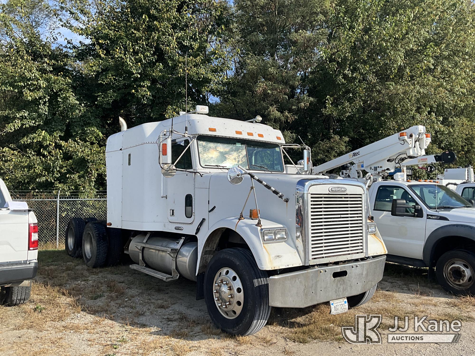 2002 Freightliner FLD120