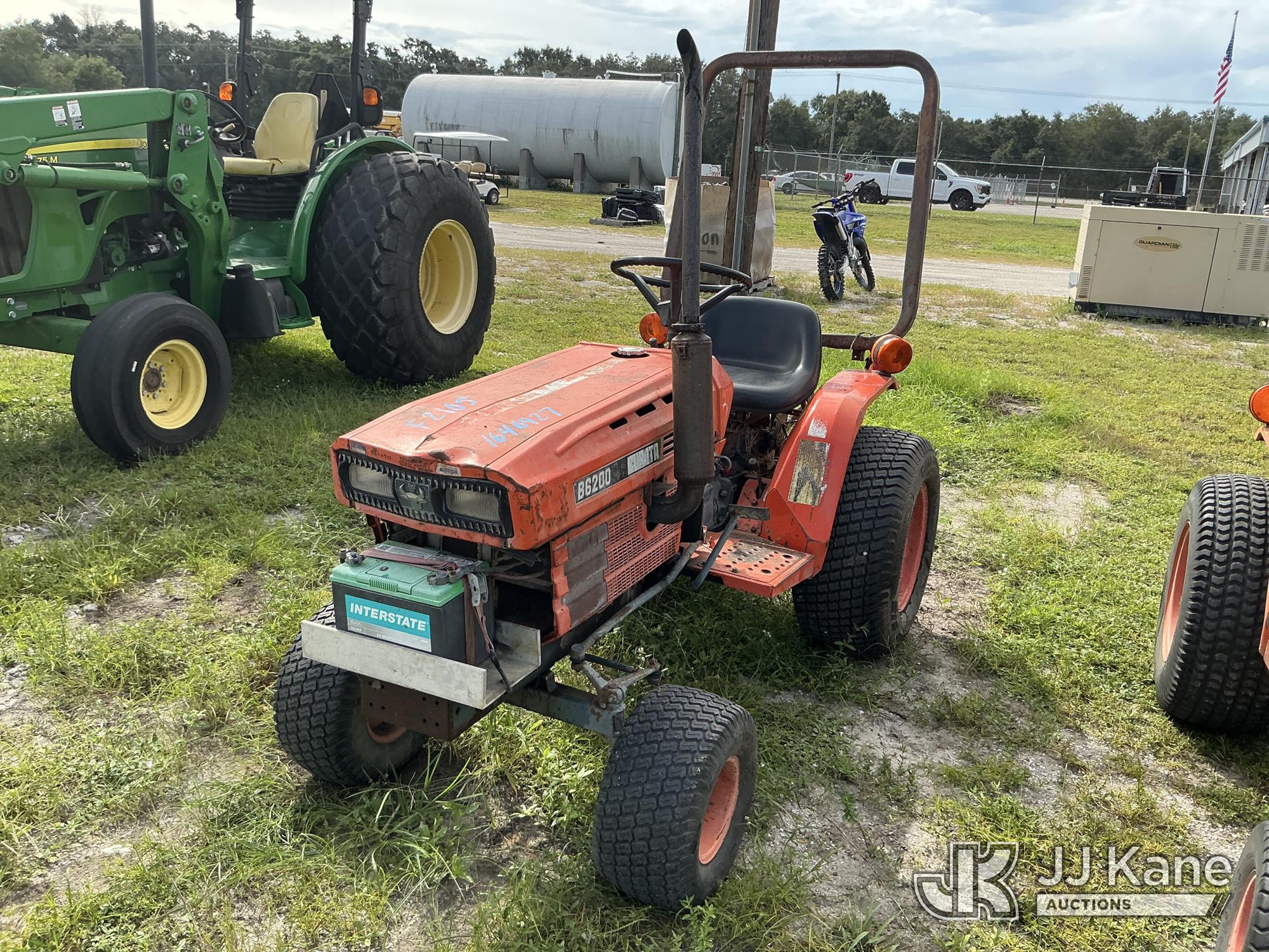 0 Kubota B6200