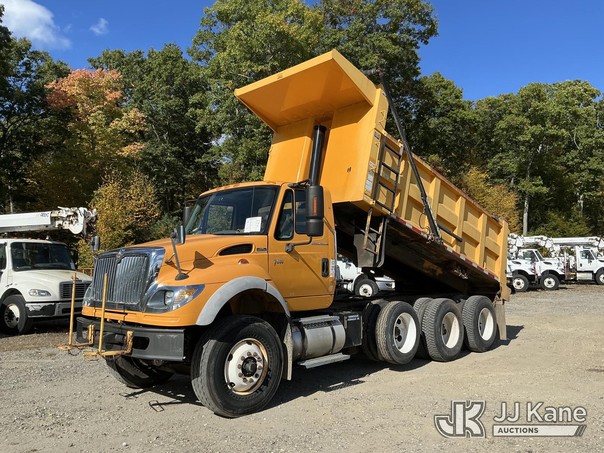 Photo of 2006 International 7600