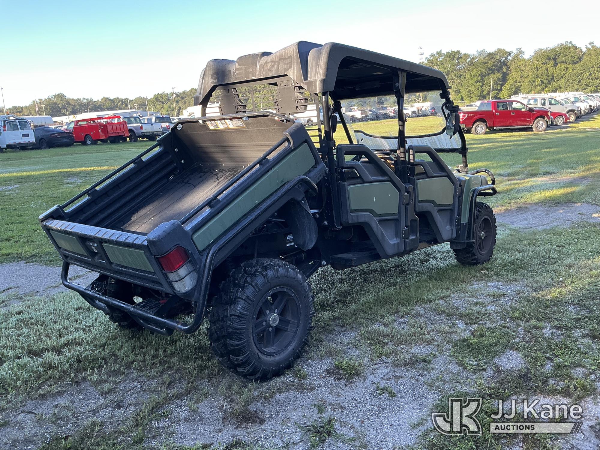 2015 John Deere GATOR XUV825E