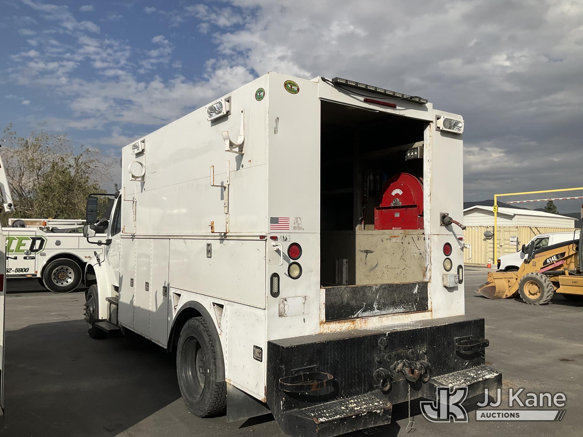 2014 Freightliner M2 106