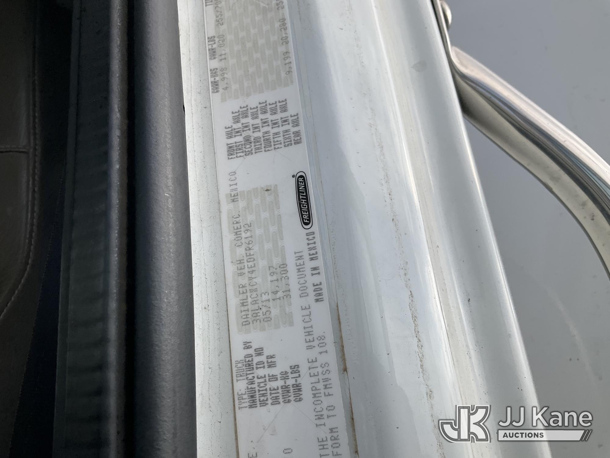 2014 Freightliner M2 106