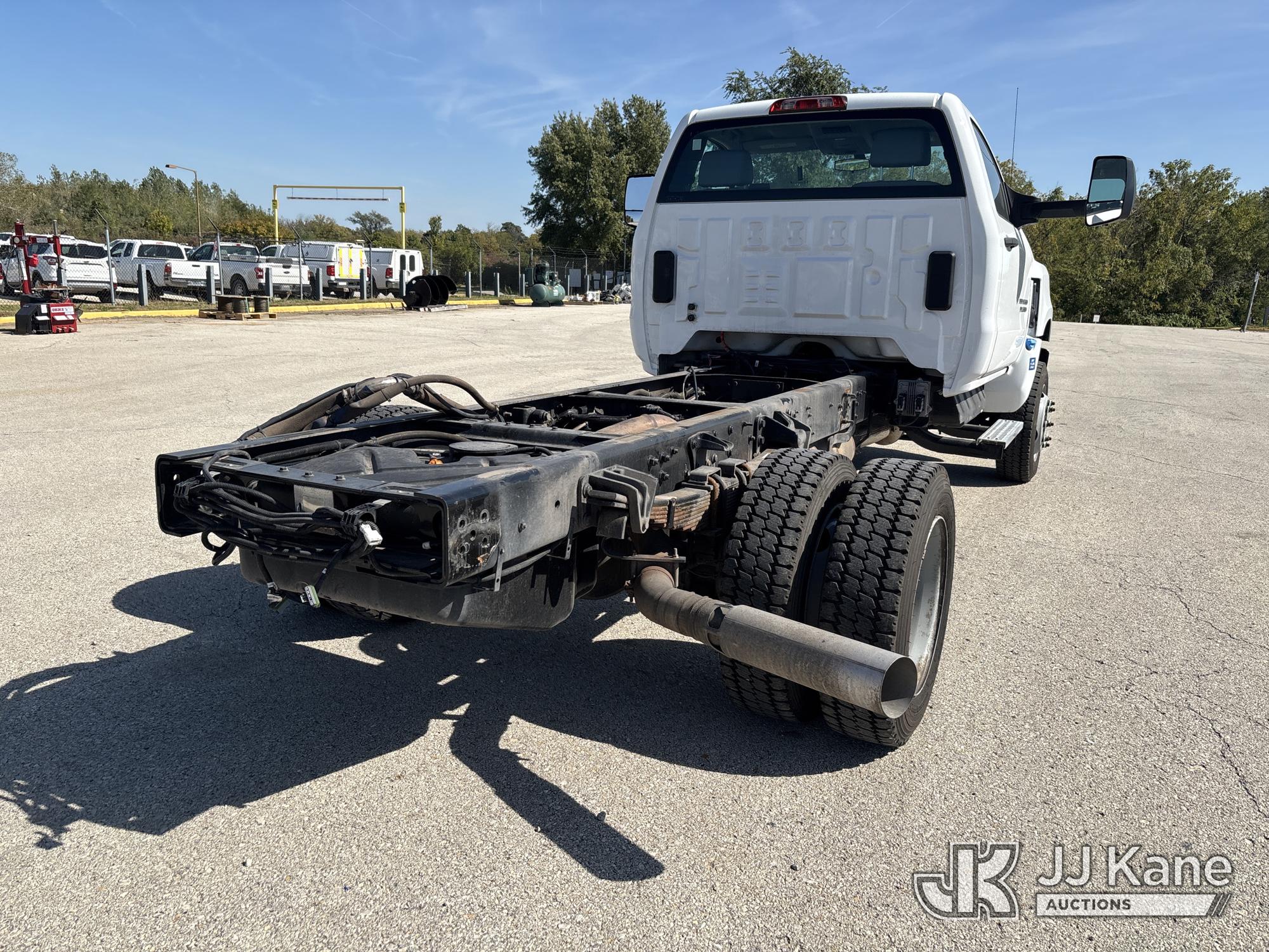 2024 Chevrolet SILVERADO MEDIUM DUTY