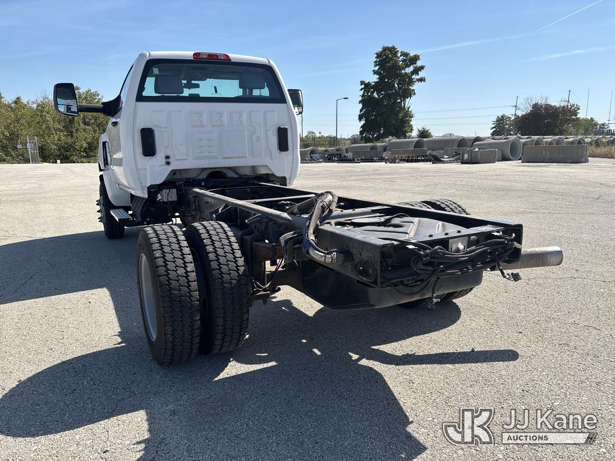 2024 Chevrolet SILVERADO MEDIUM DUTY