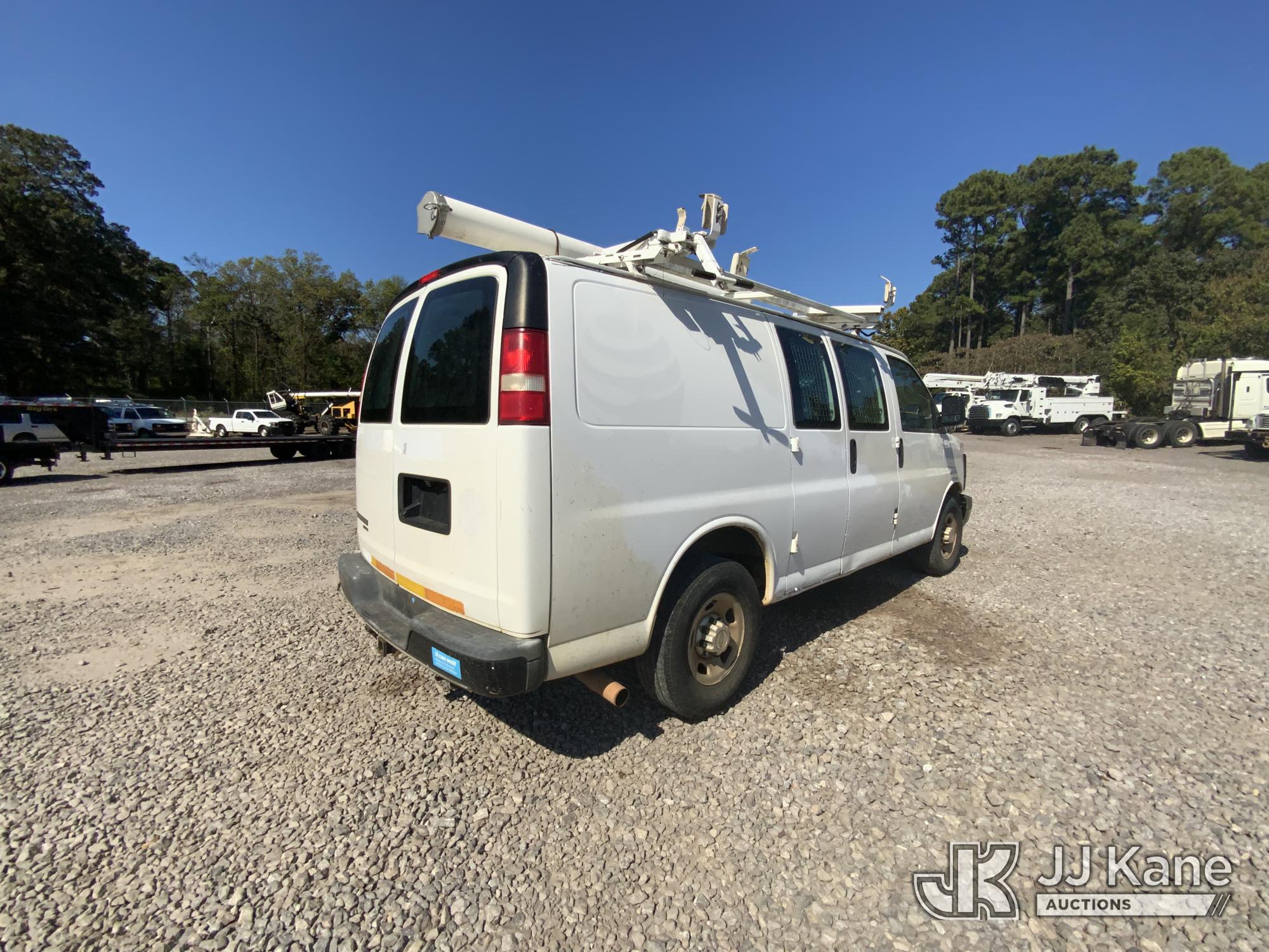 2013 Chevrolet EXPRESS G2500