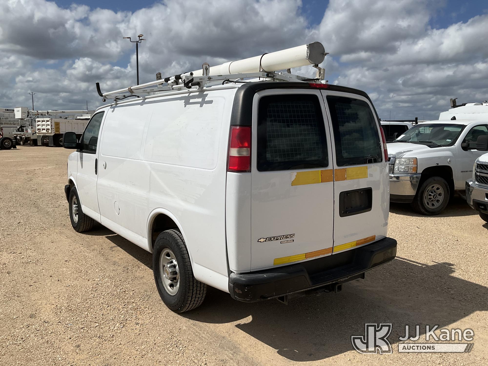 2013 Chevrolet EXPRESS G2500