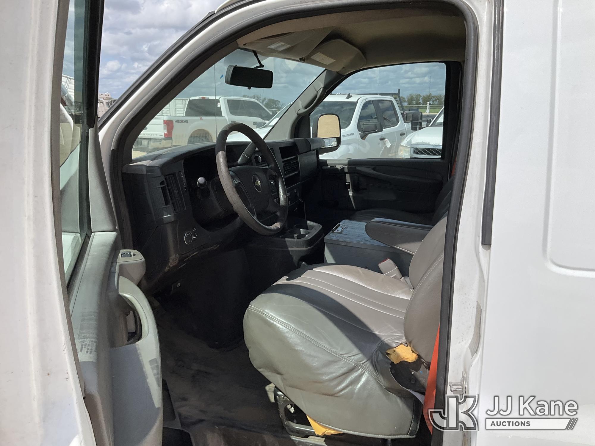 2013 Chevrolet EXPRESS G2500