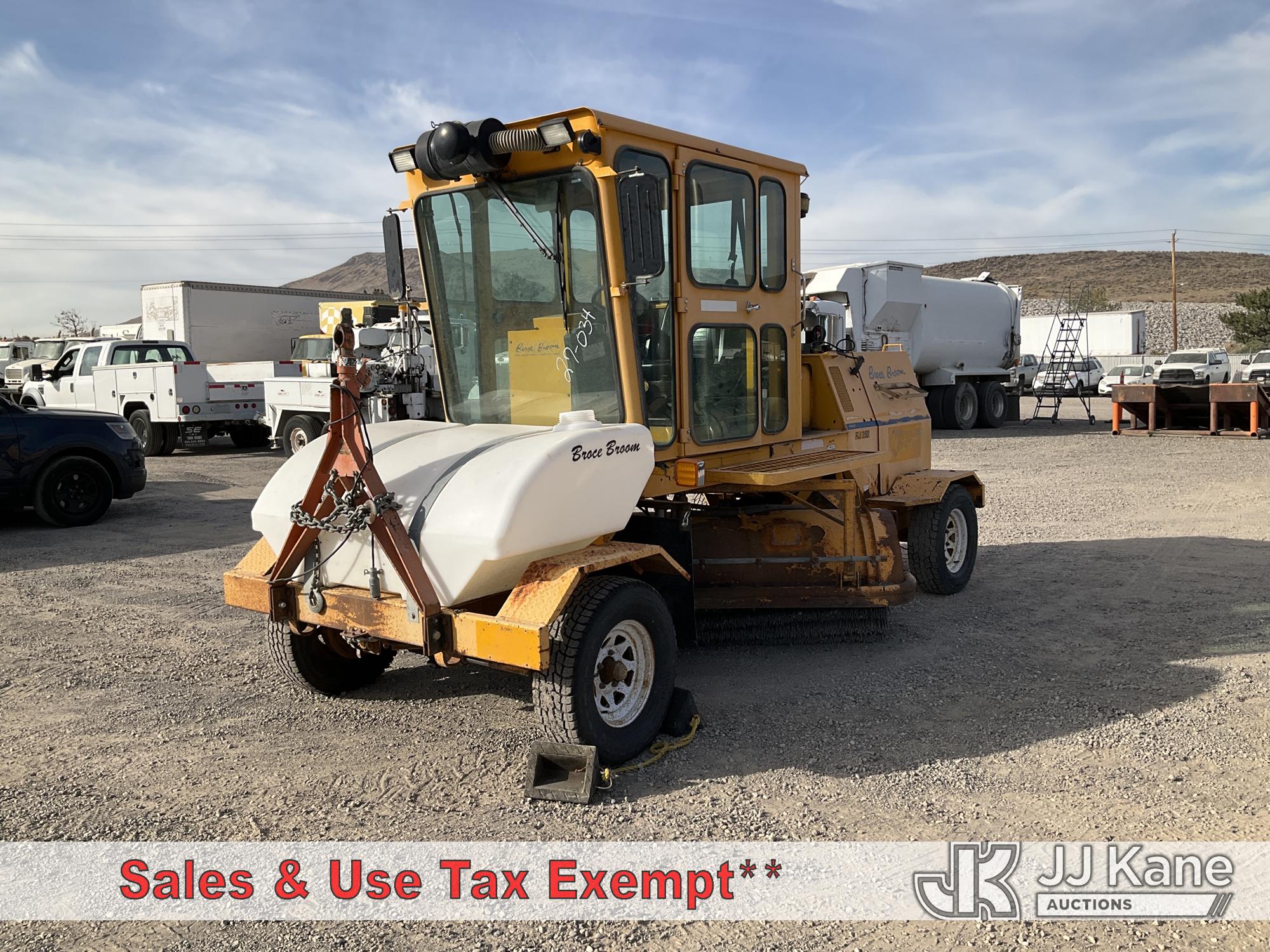 Photo of 2003 Broce Broom RJ350