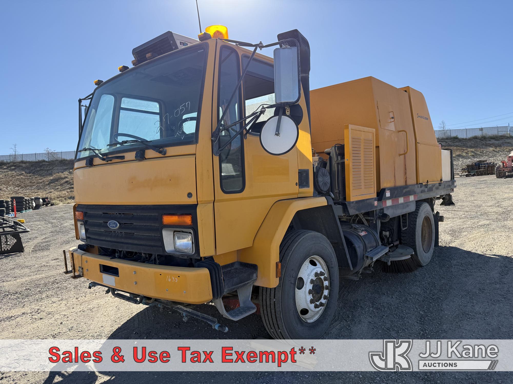 Photo of 1996 Ford CF7000