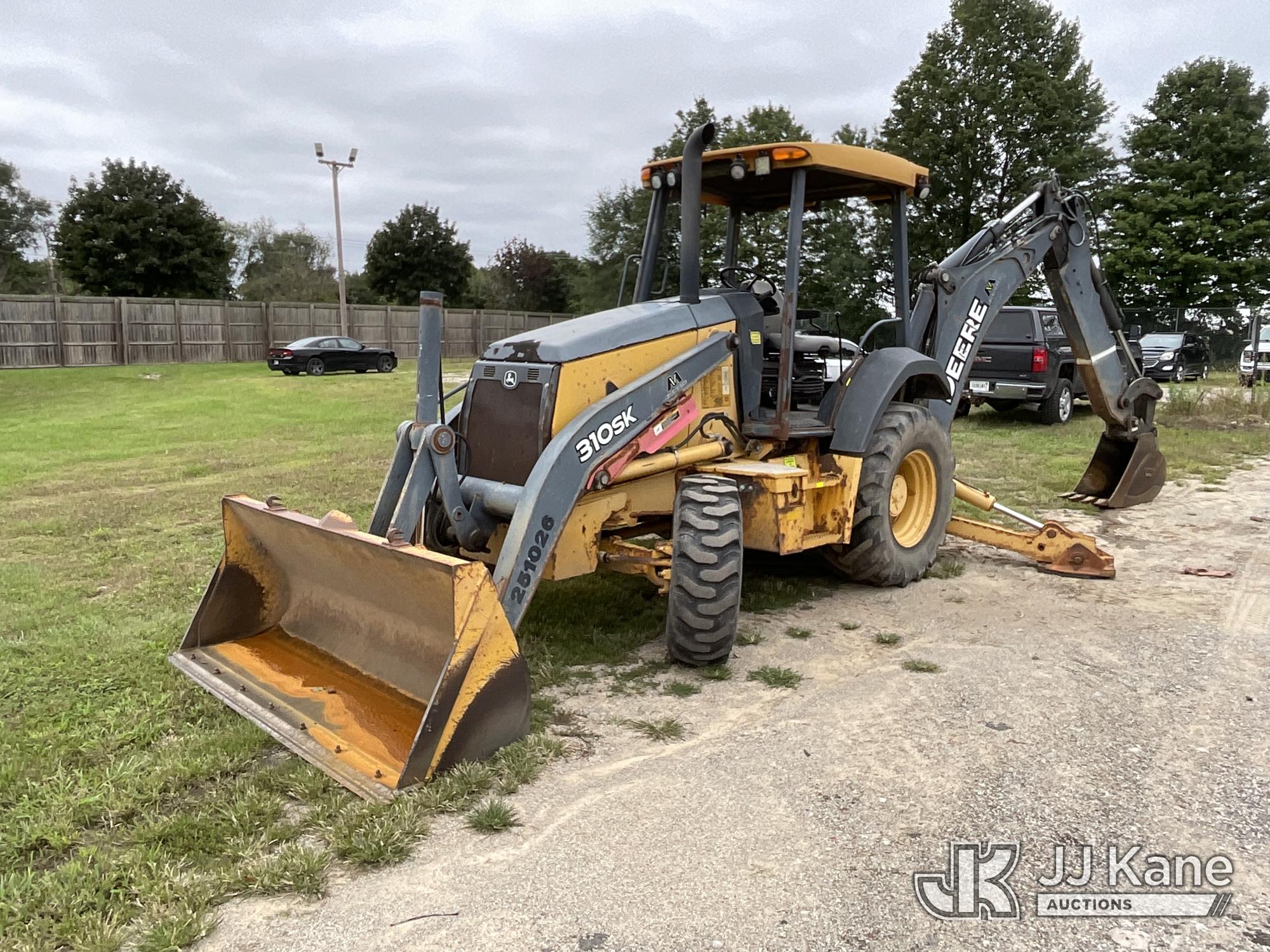 Photo of 2013 John Deere 310SK