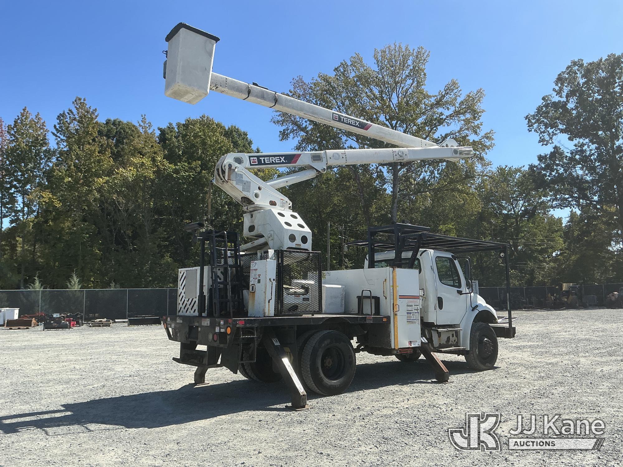 2017 Freightliner M2 106 4X4