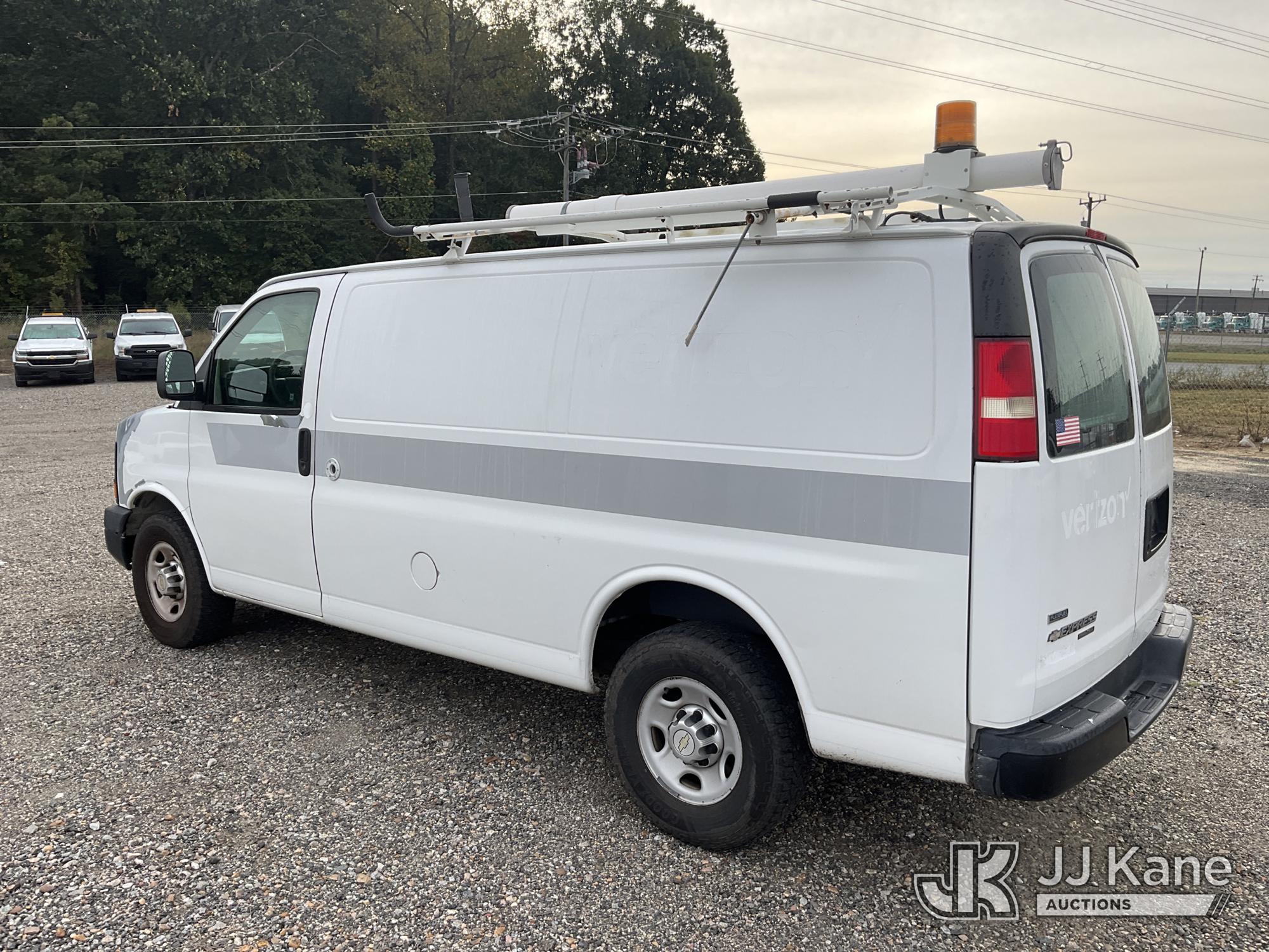 2011 Chevrolet EXPRESS 2500