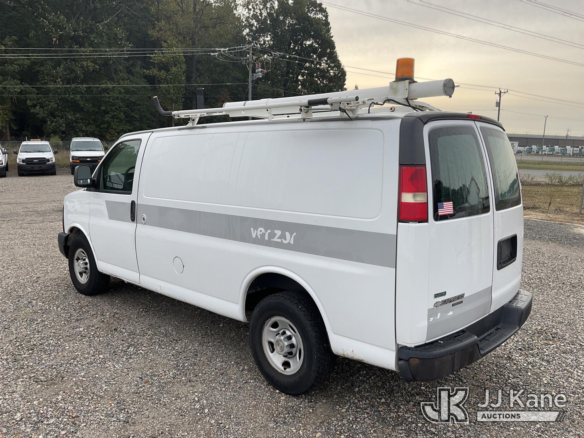 2011 Chevrolet EXPRESS 2500