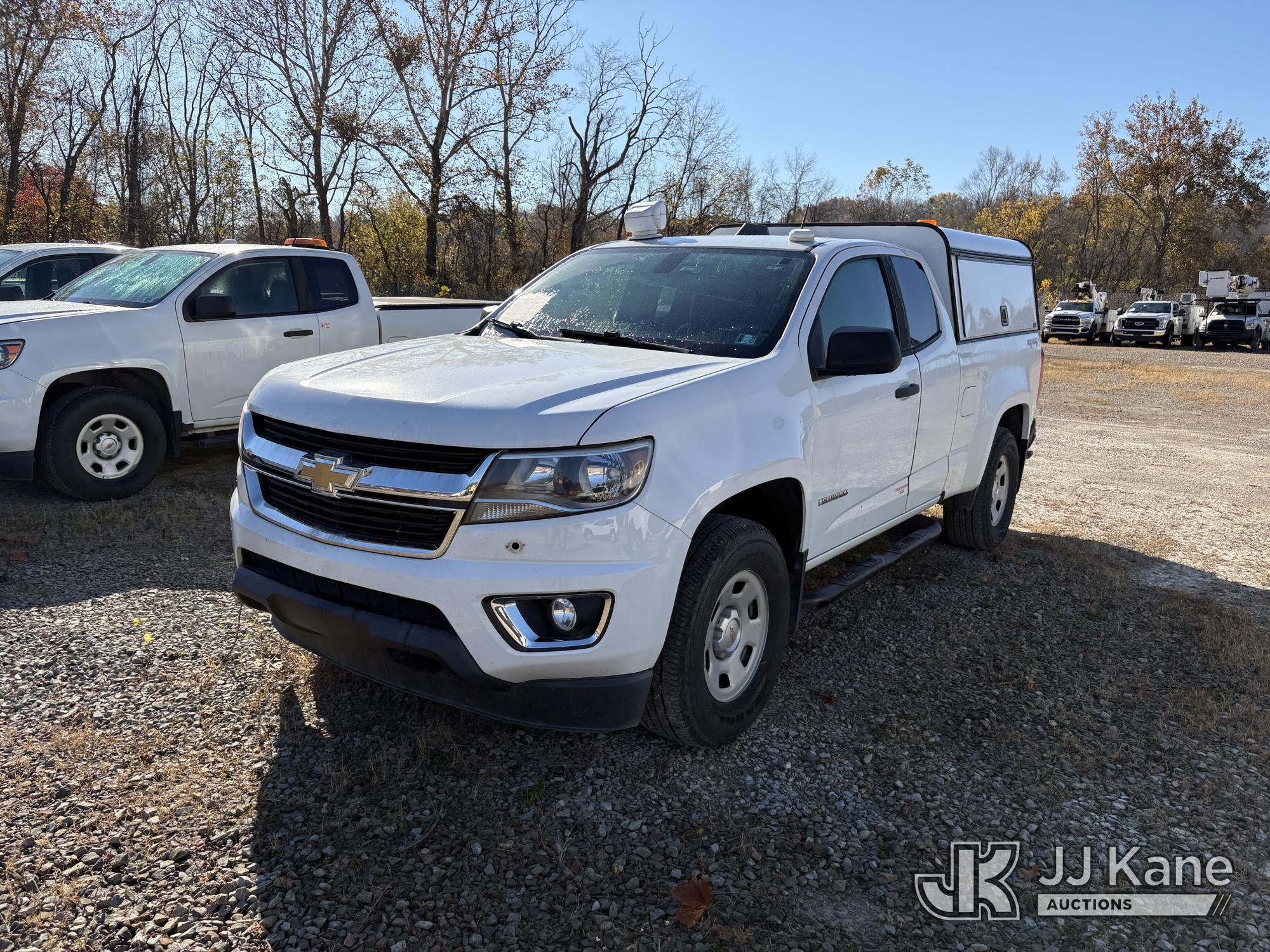 2017 Chevrolet Colorado Extended-Cab Pickup Truck (1647336)