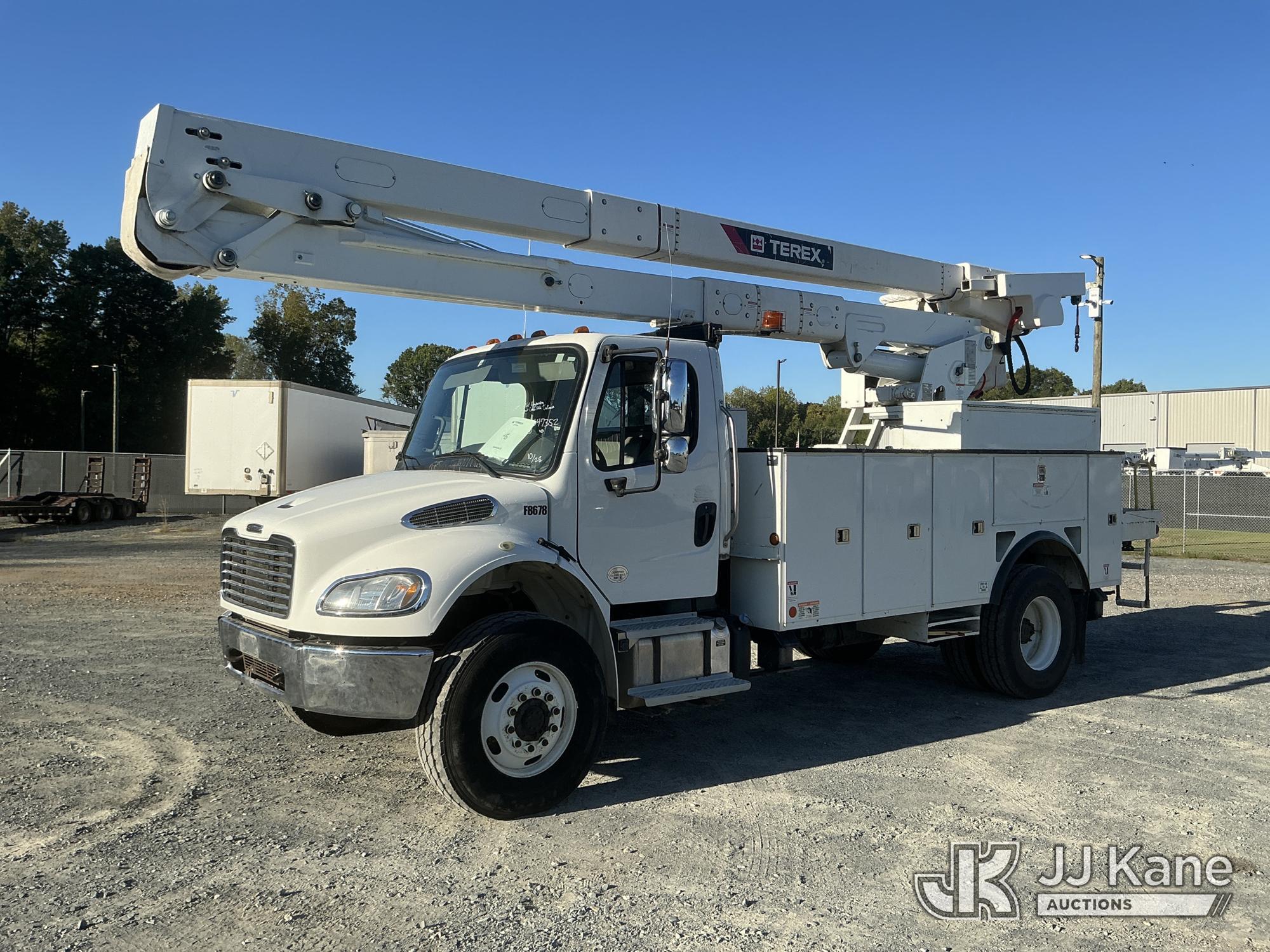 Photo of 2020 Freightliner M2 106 4X4