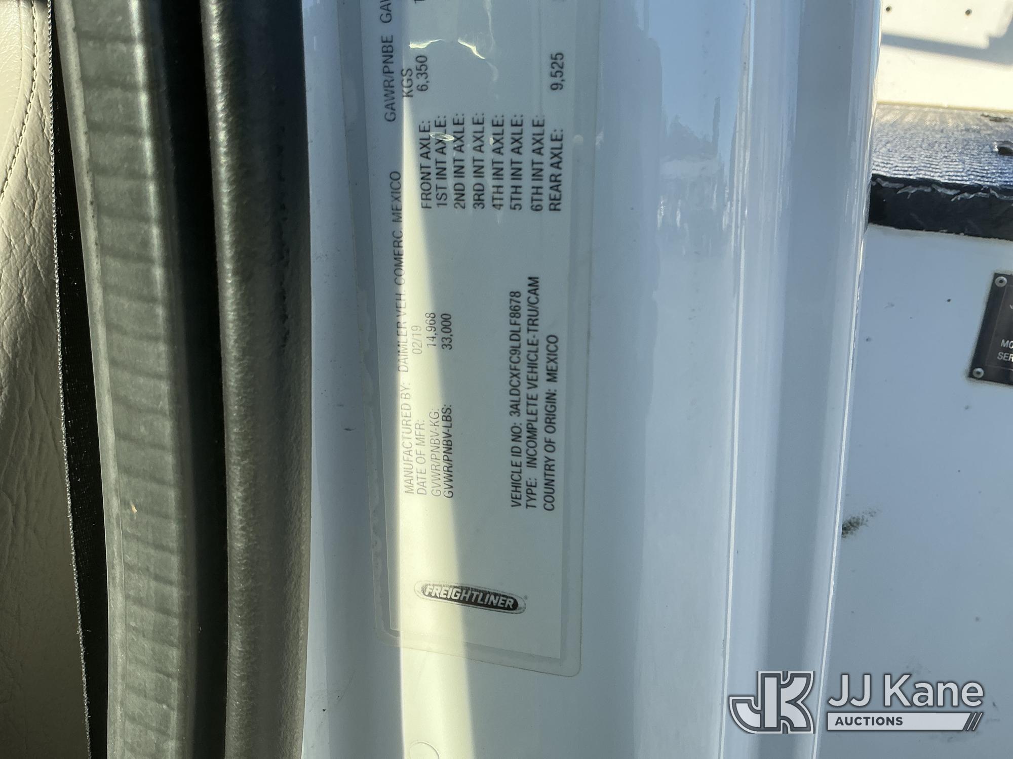 2020 Freightliner M2 106 4X4