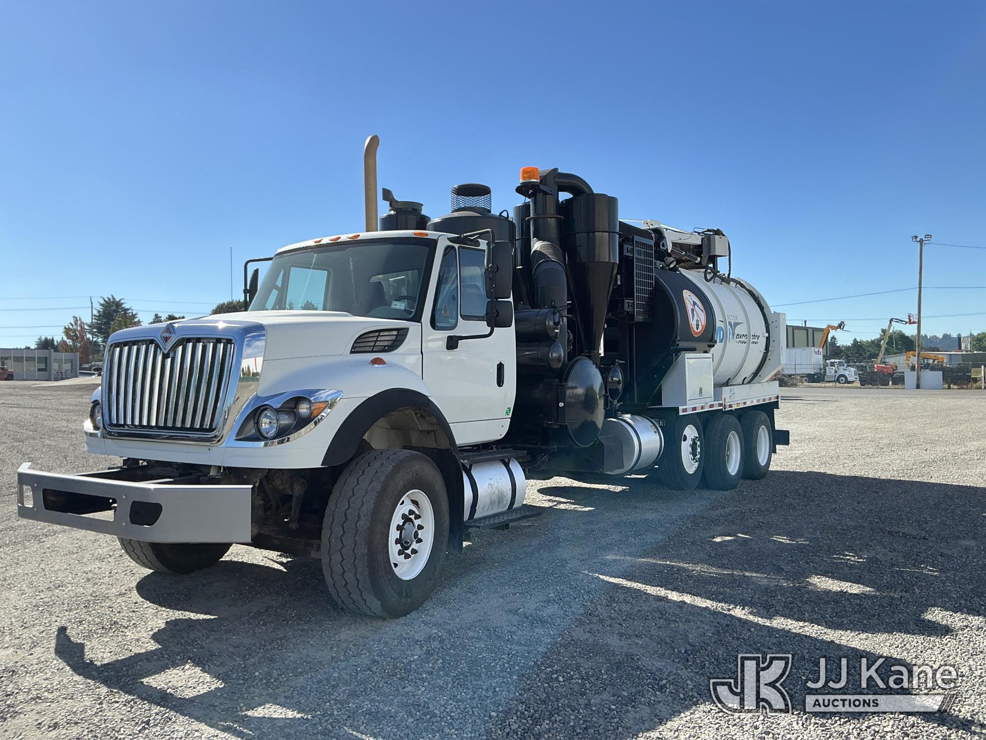 Photo of 2011 International WorkStar 7600