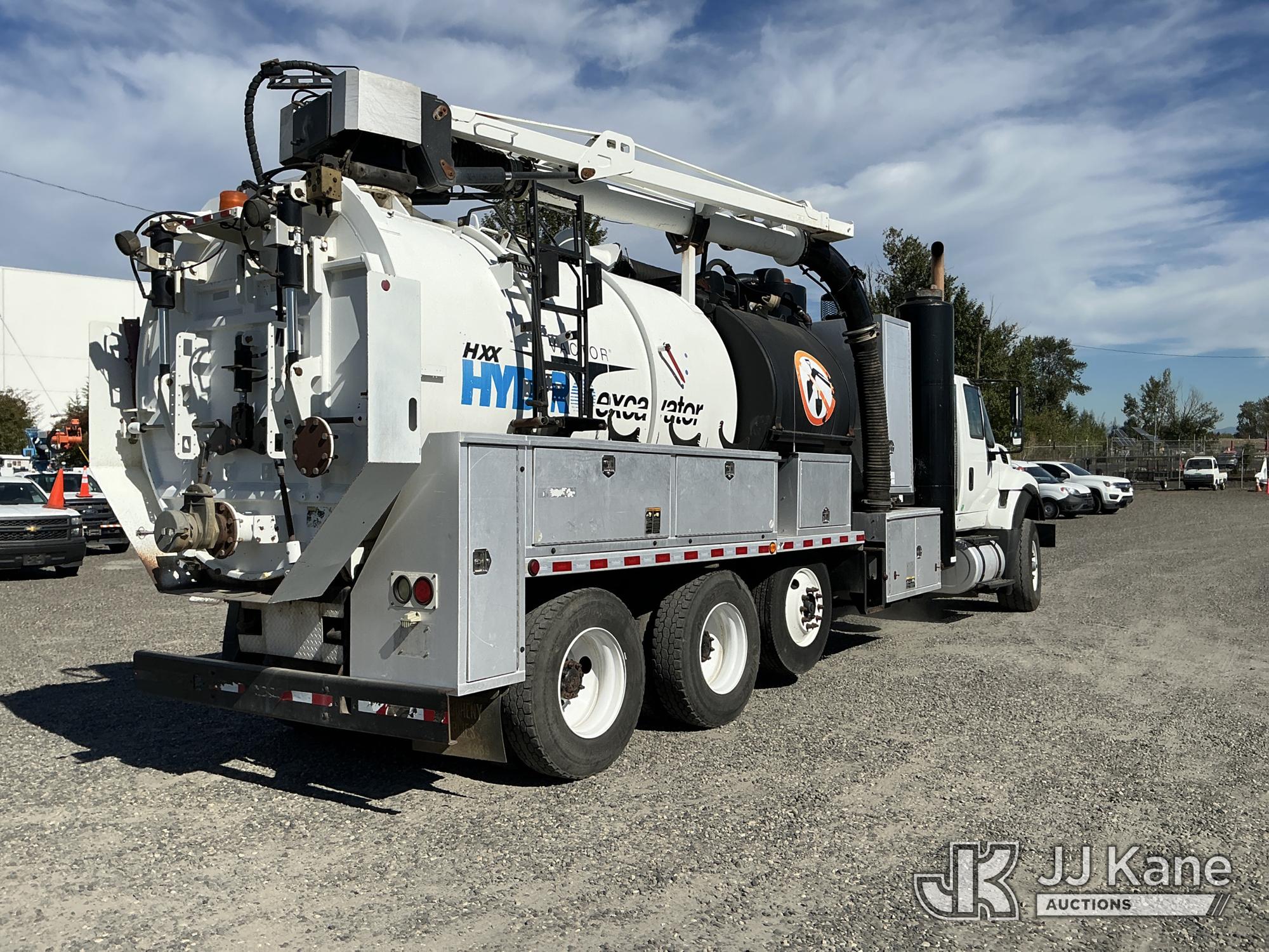 2011 International WORKSTAR 7600