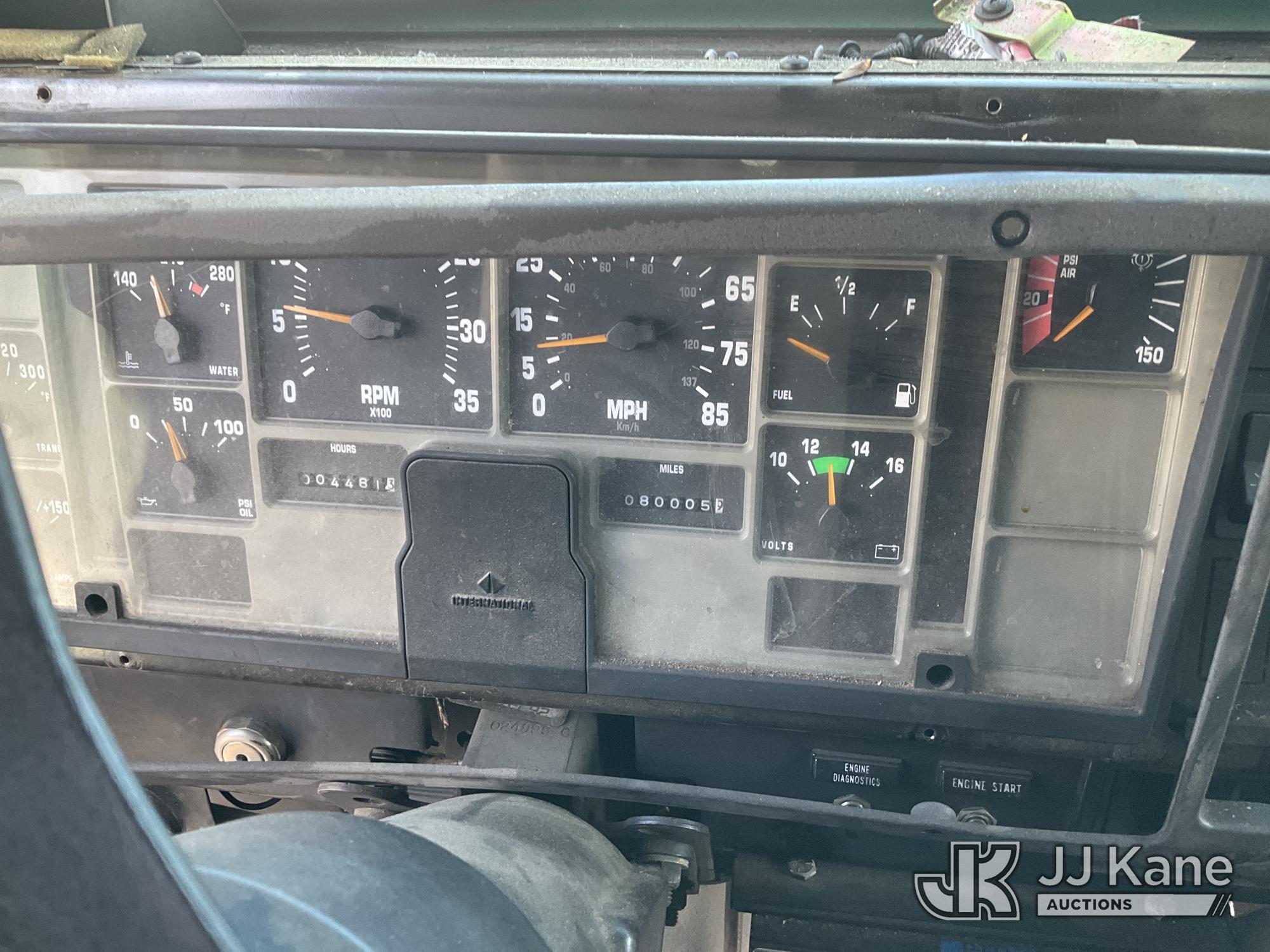 2001 International 4700