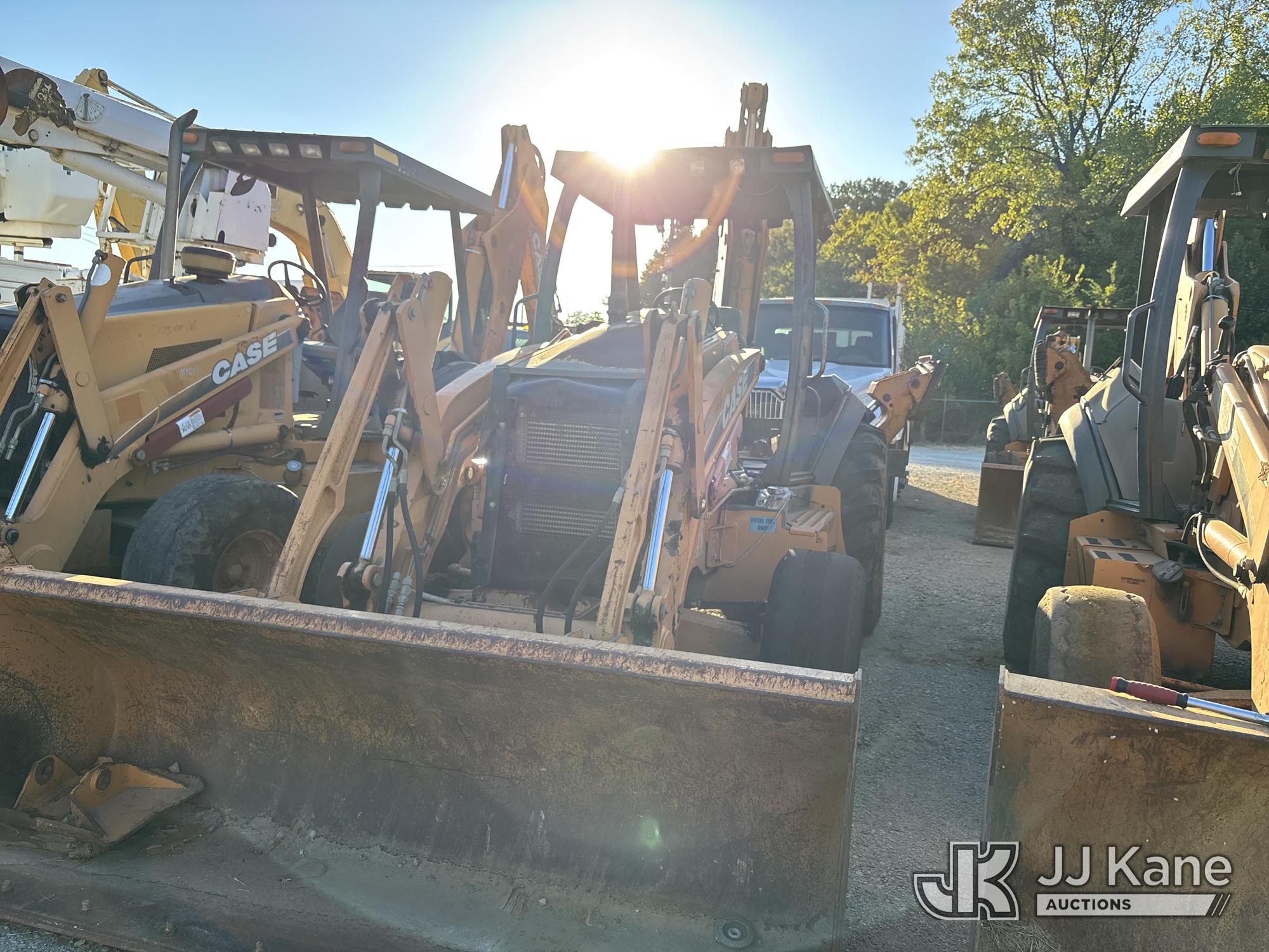 Photo of 2011 Case 590 Super N
