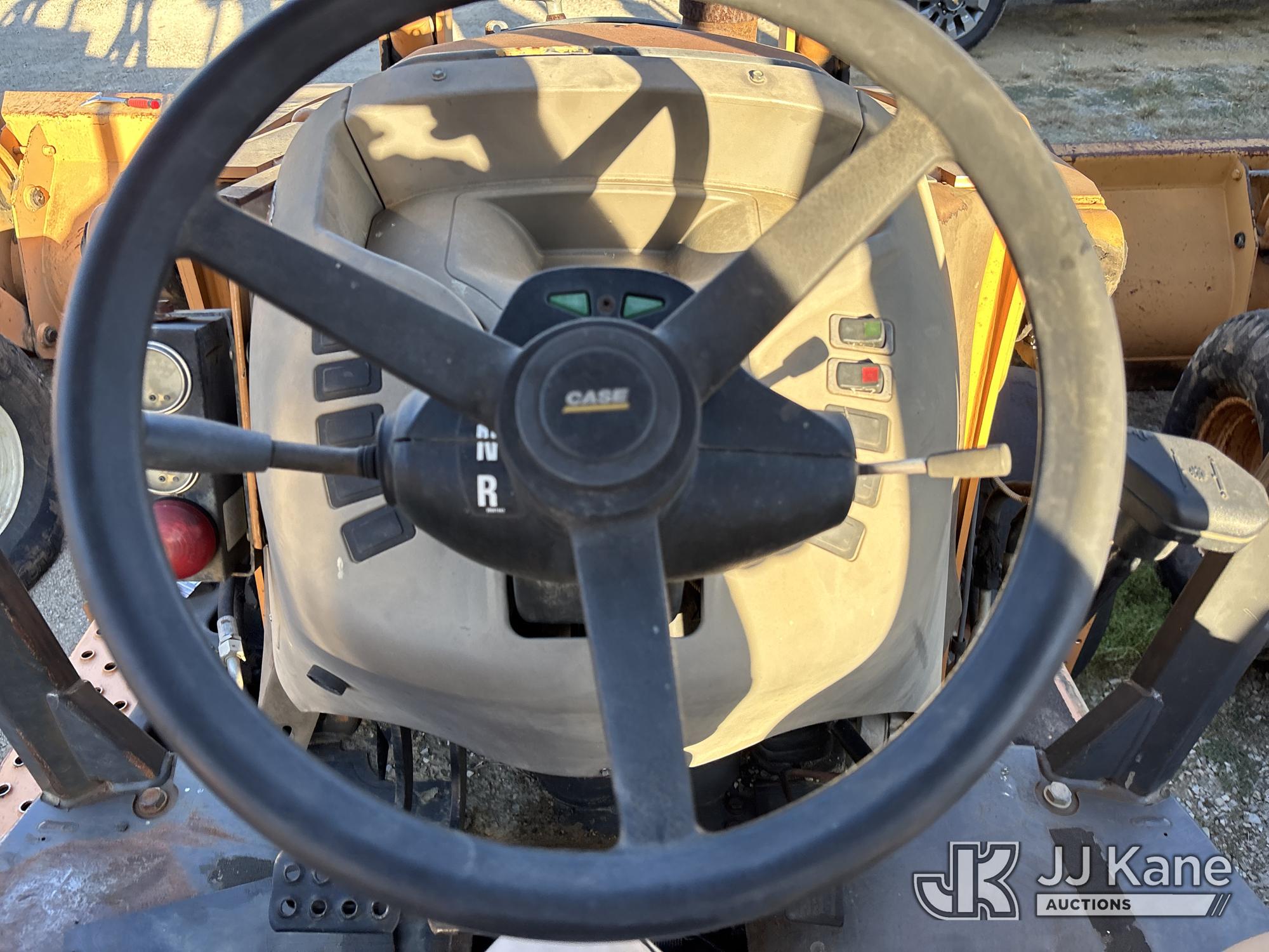 2011 Case 590 SUPER N