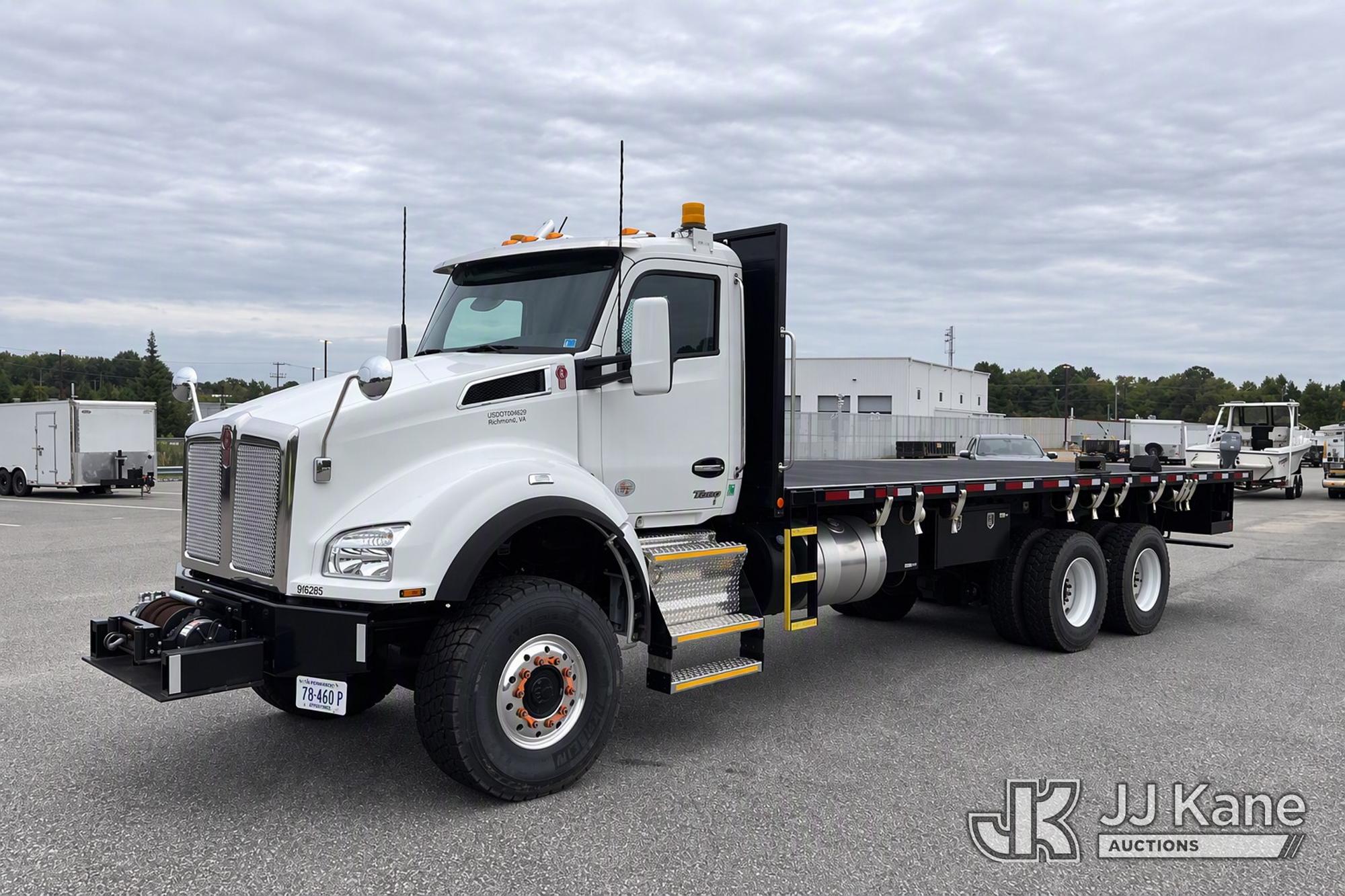 2024 Kenworth T880 6x6 Flatbed Truck (1647523)