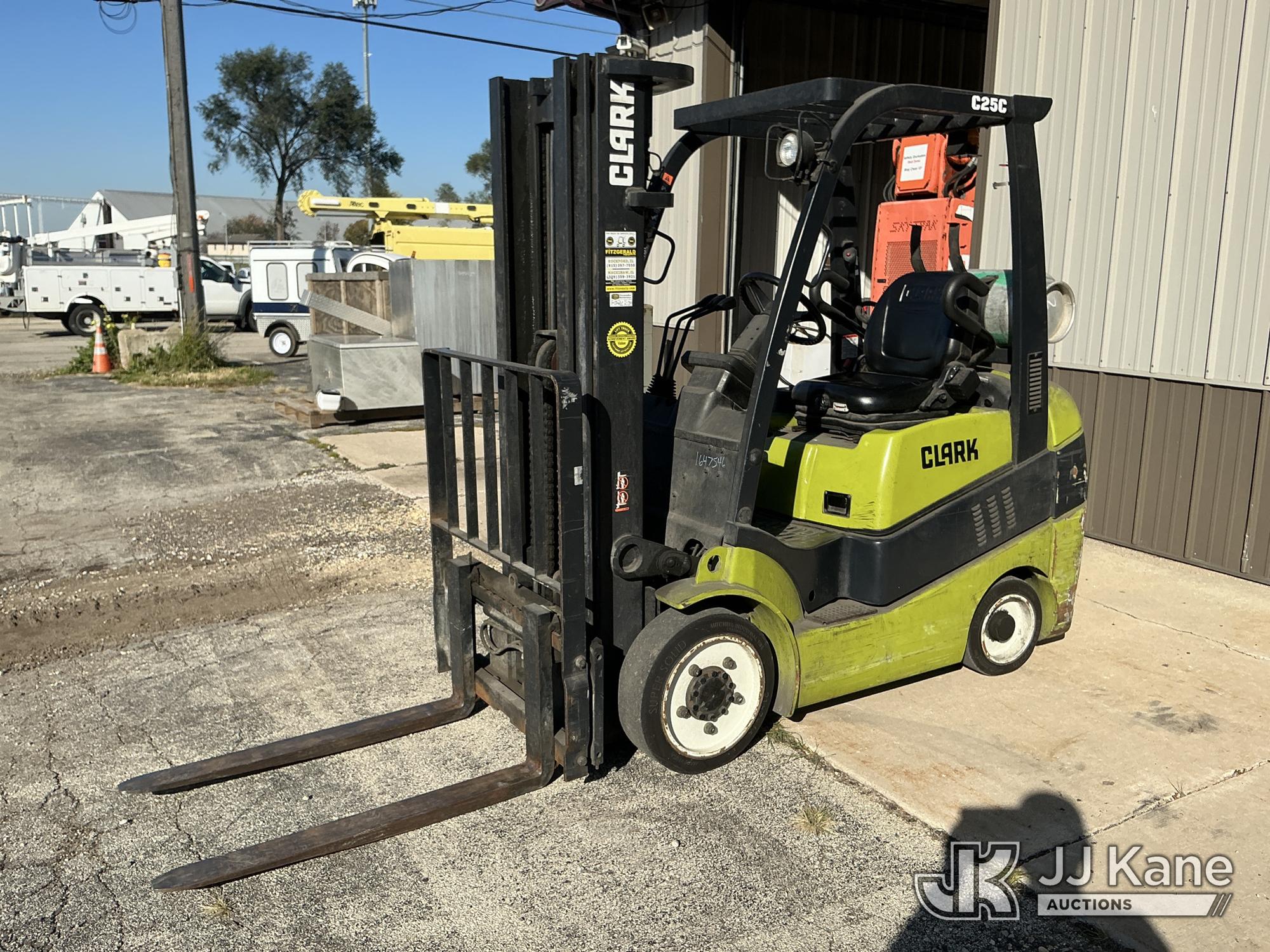 Photo of 2015 Clark C25CL