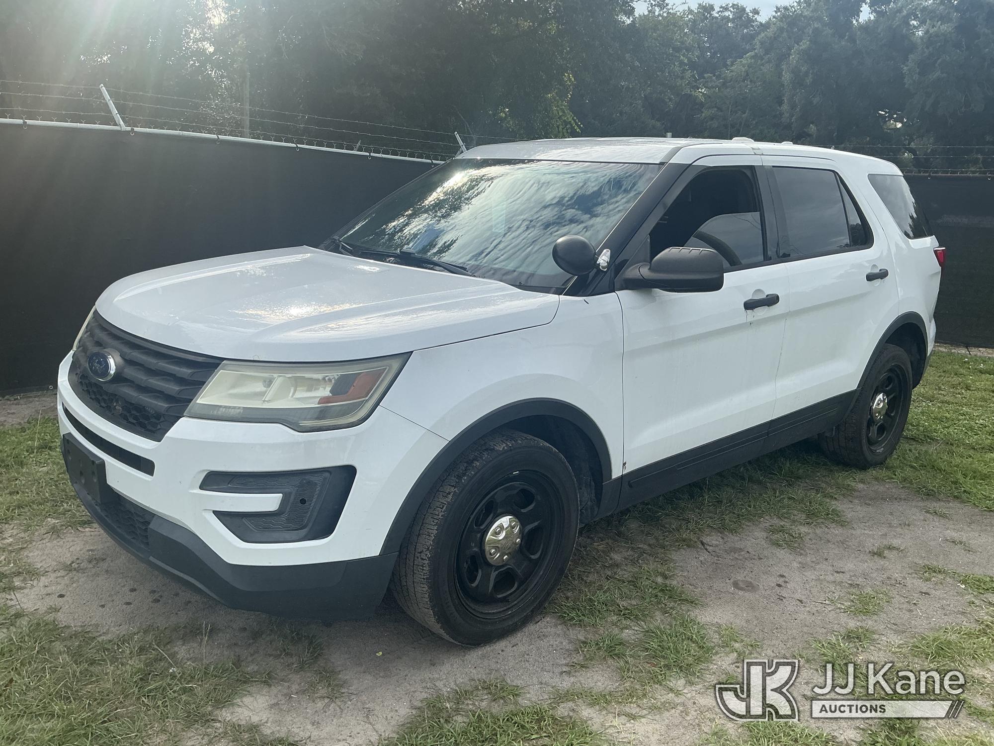 Photo of 2017 Ford Explorer AWD Police Interceptor