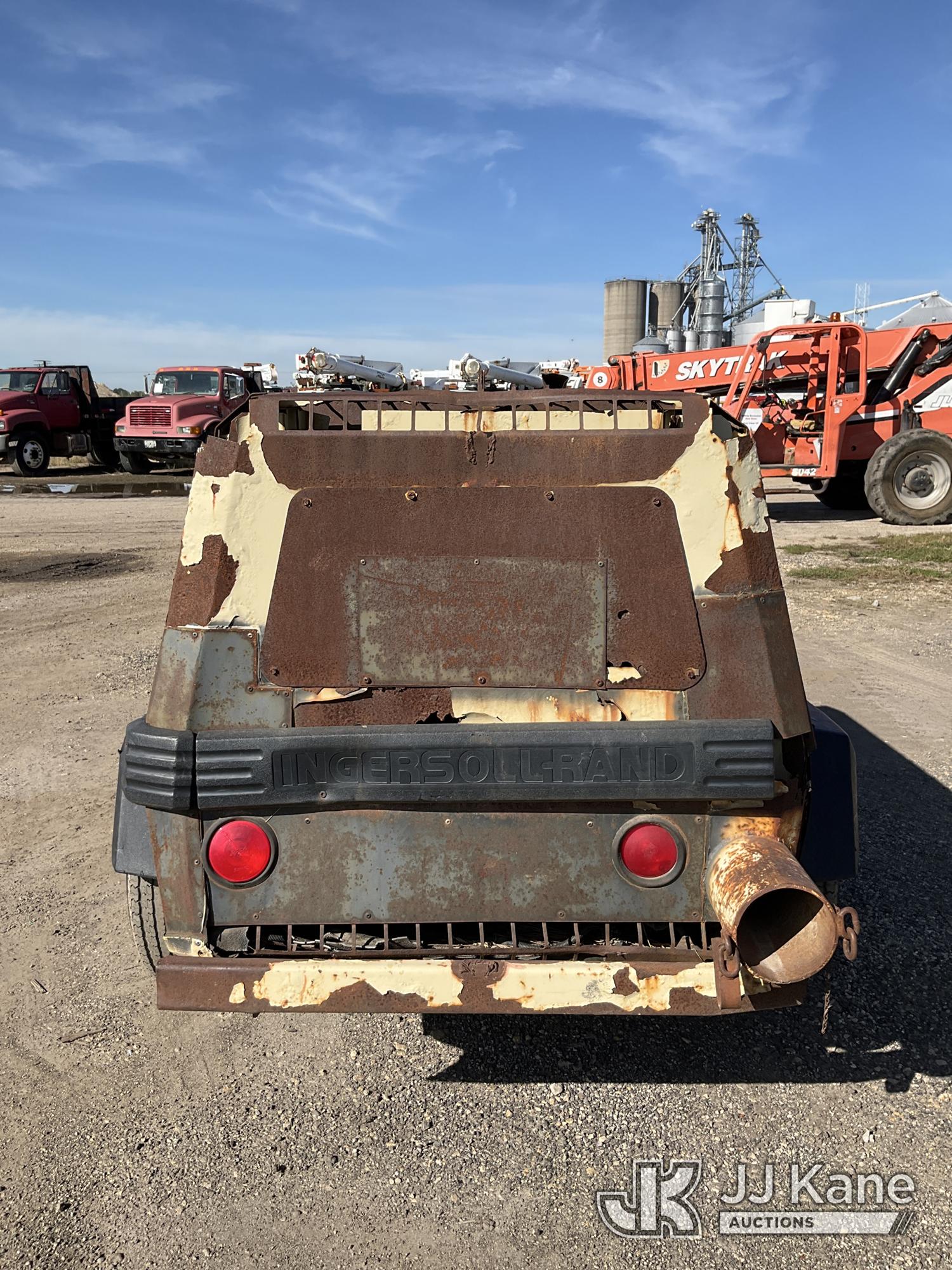 2000 Ingersoll Rand P185WJD