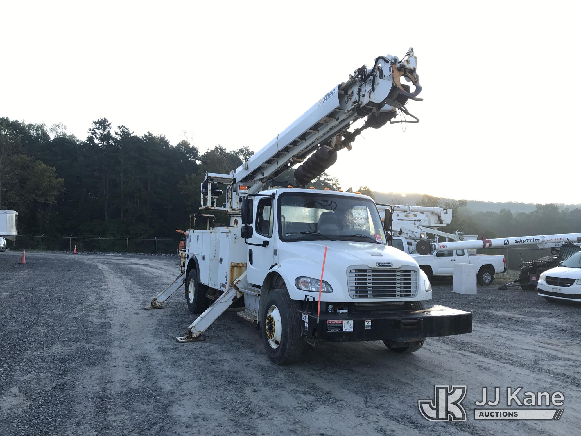 2019 Freightliner M2