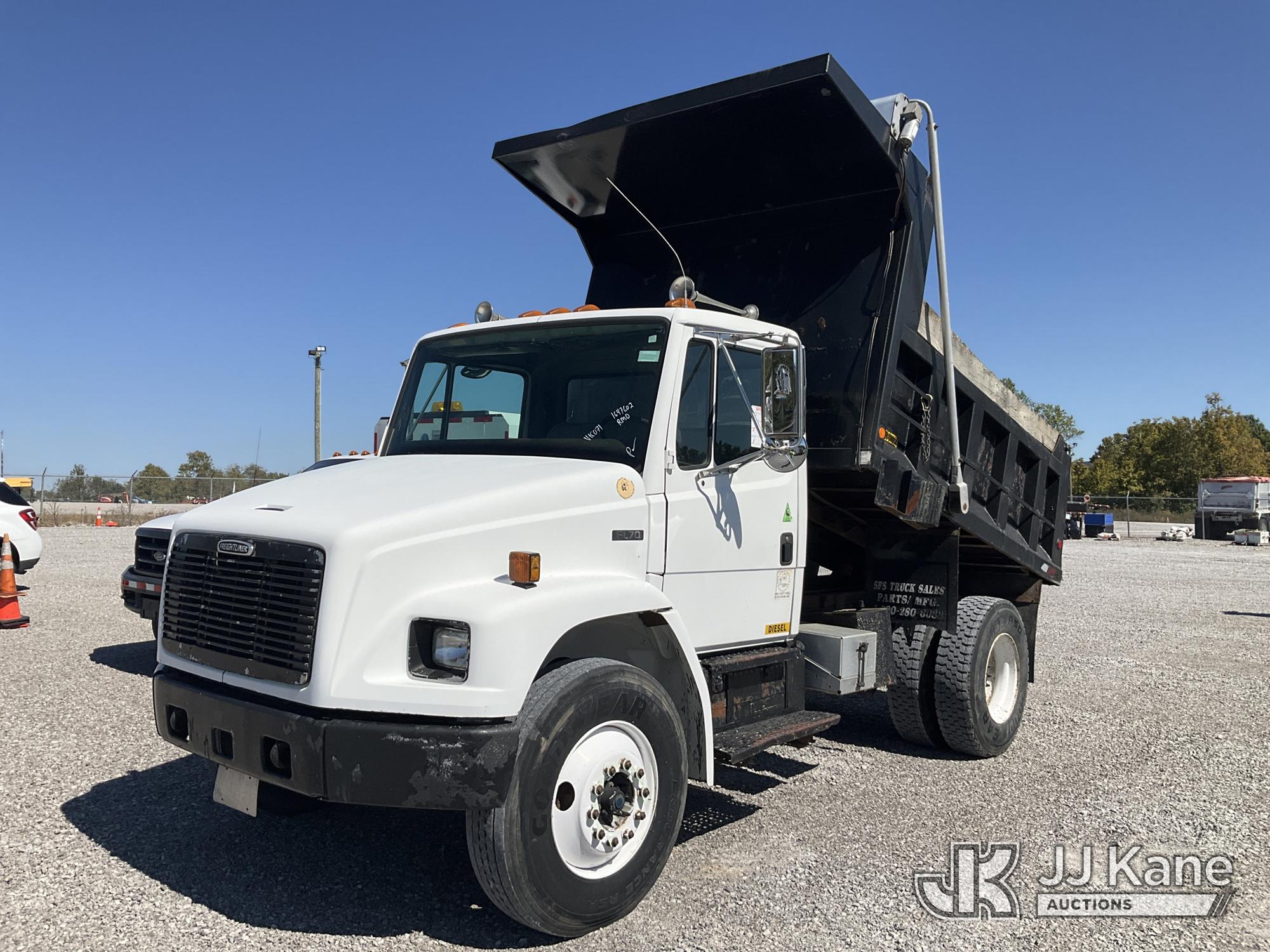 Photo of 1999 Freightliner FL70