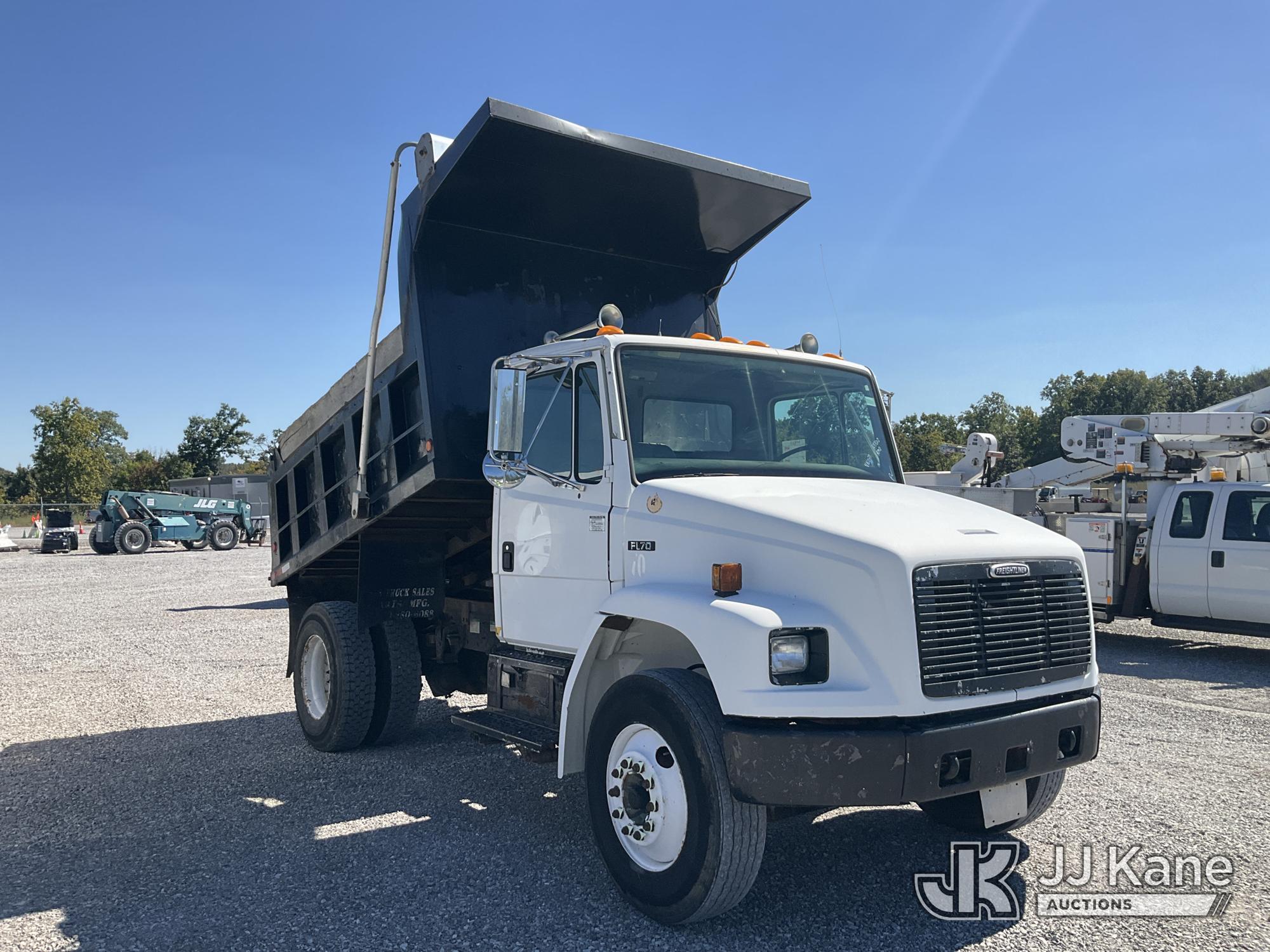 1999 Freightliner FL70