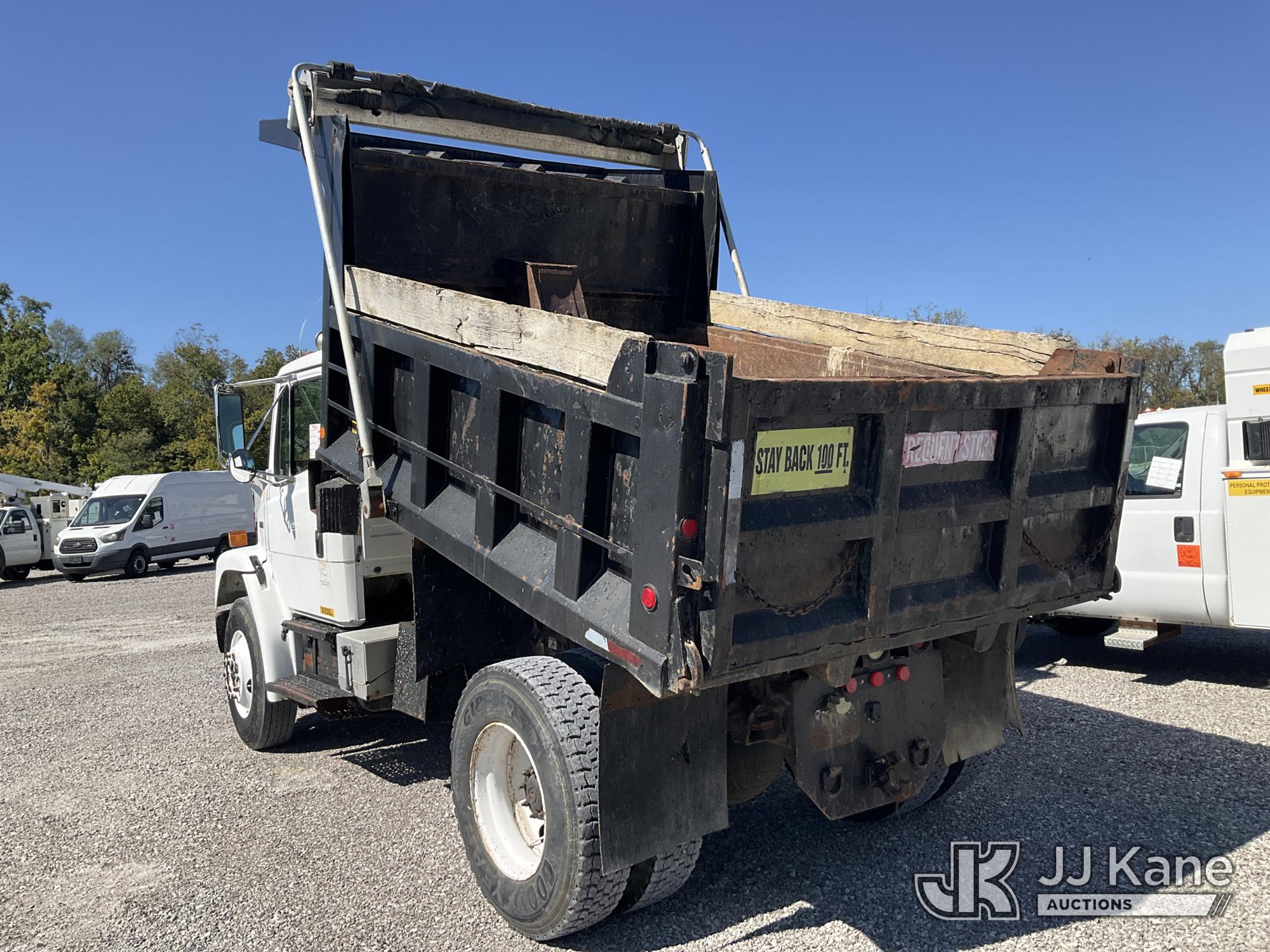 1999 Freightliner FL70
