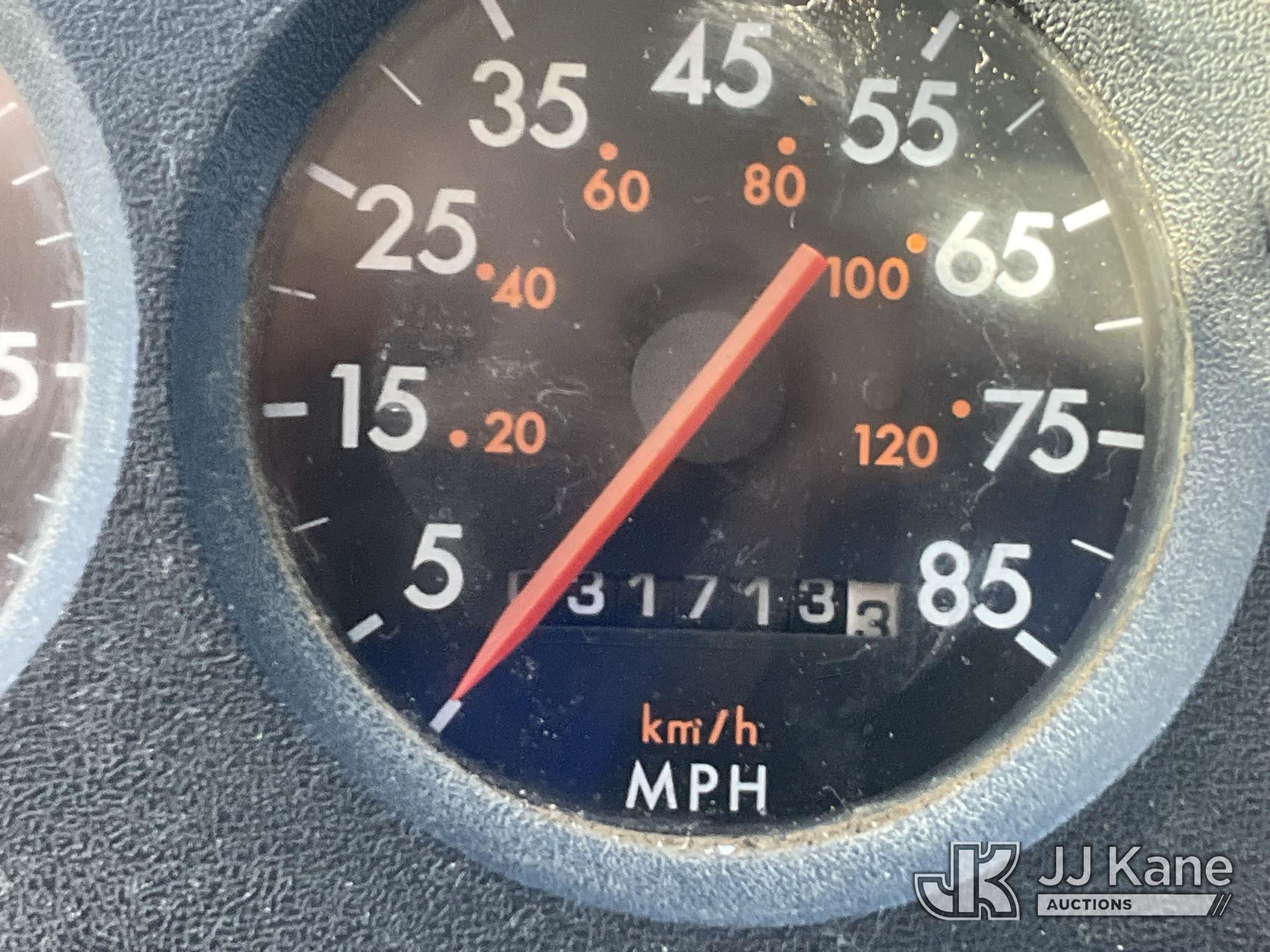 1999 Freightliner FL70